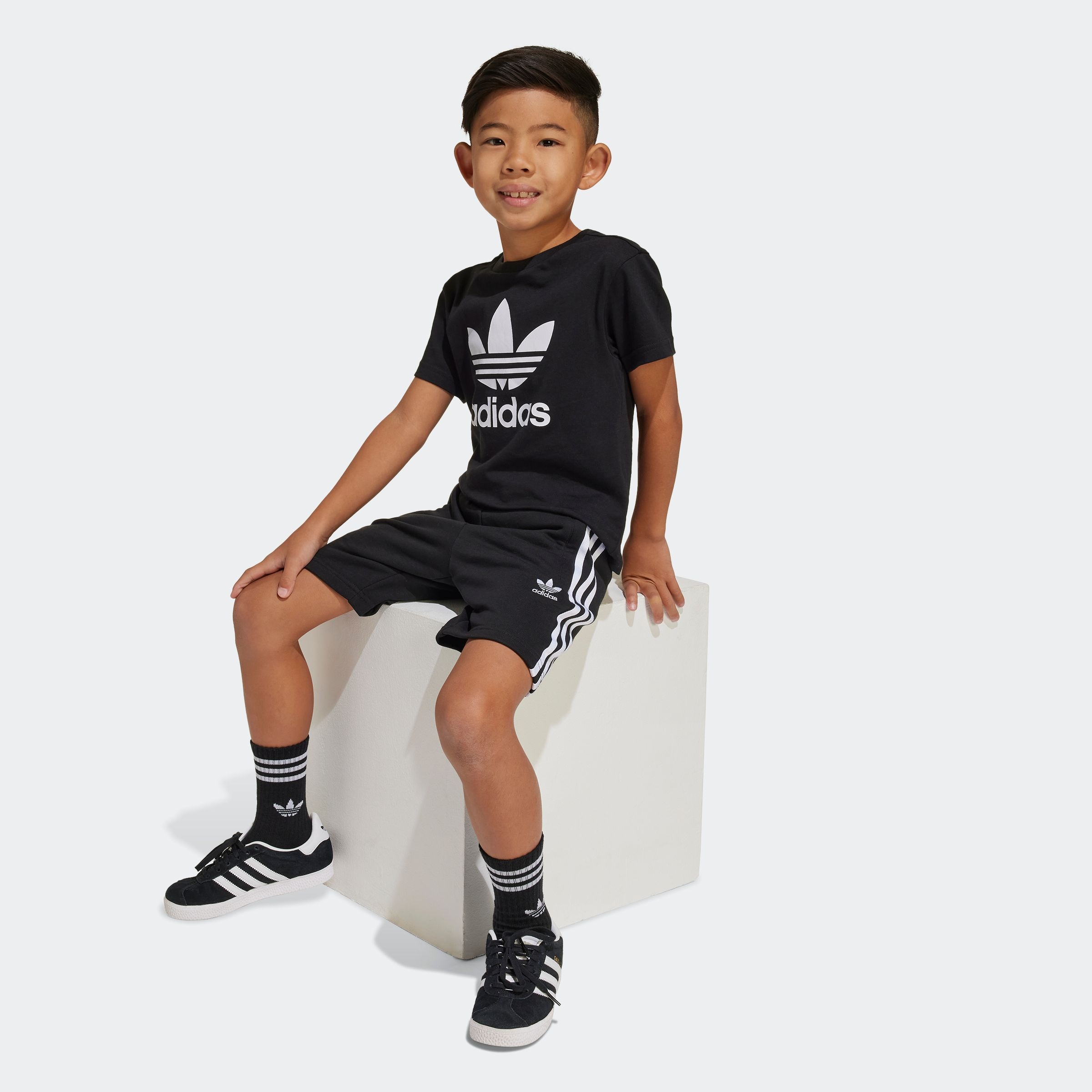 adidas Originals T-Shirt & Shorts »SHORT TEE SET«