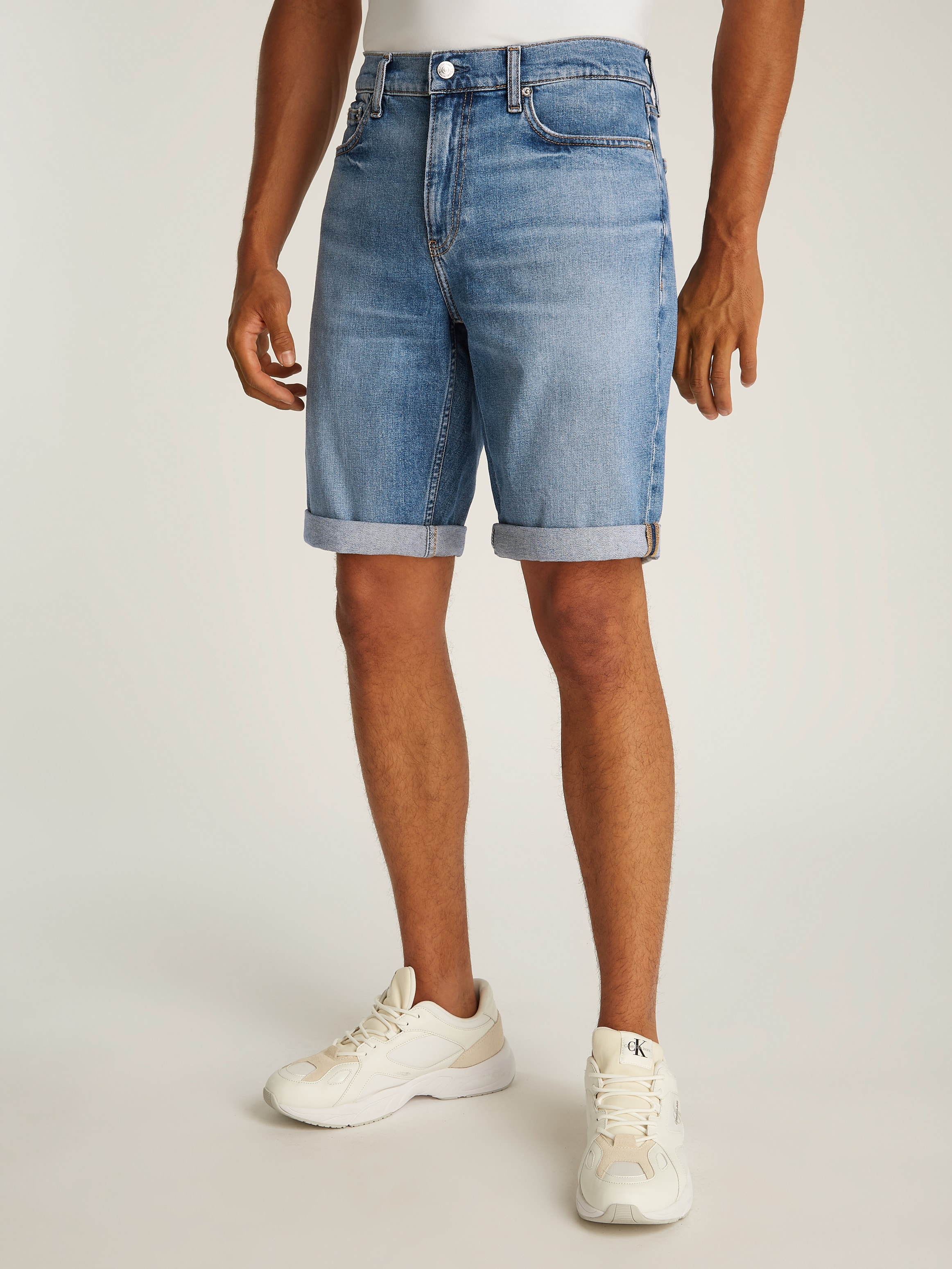 Calvin Klein Jeans Shorts "SLIM SHORT", mit Umschlagsaum günstig online kaufen