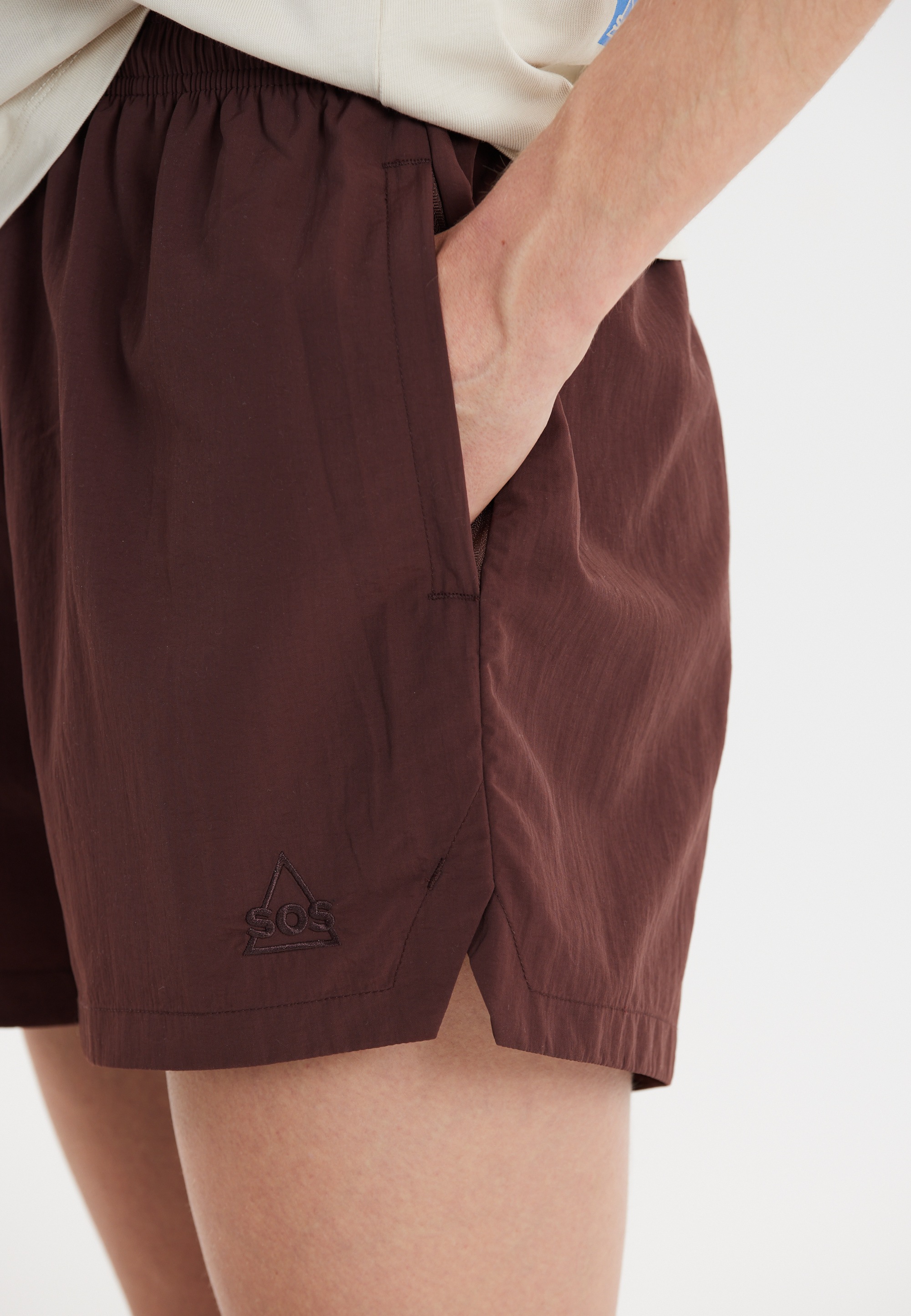 SOS Shorts »Whitsunday«, im leichtgewichtigen und sportlichen Design
