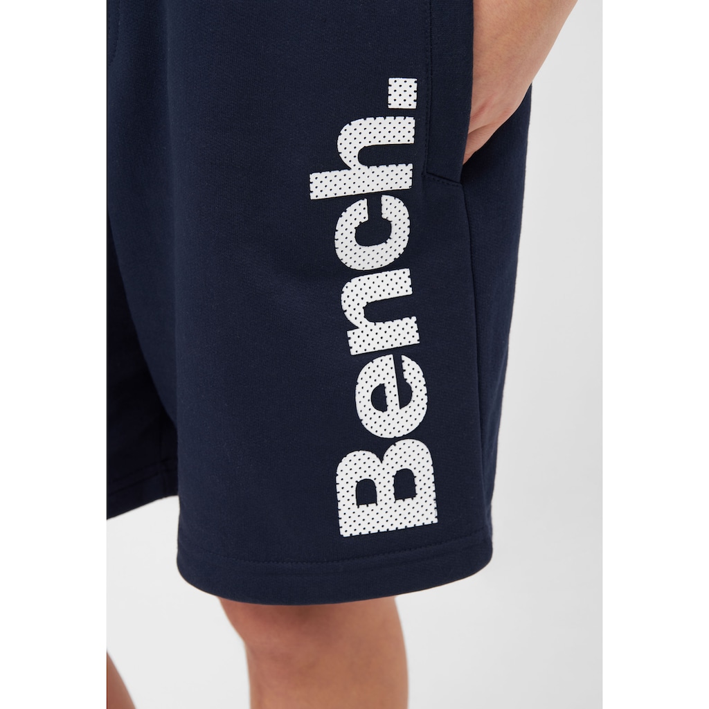 Bench. Shorts »Short ROLANDO«