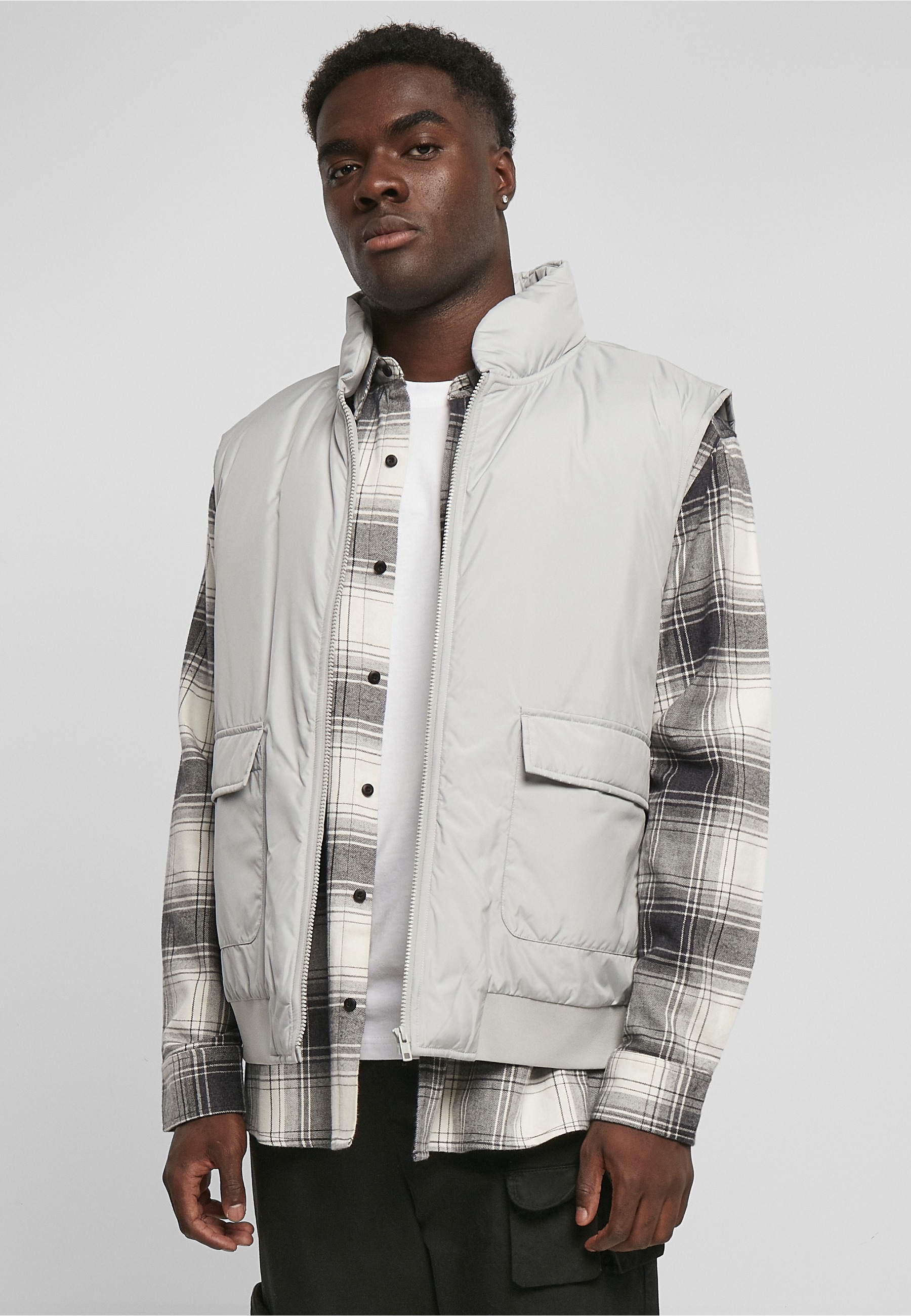 URBAN CLASSICS Jerseyweste »Urban Classics Herren Clean Puffer Vest« 1