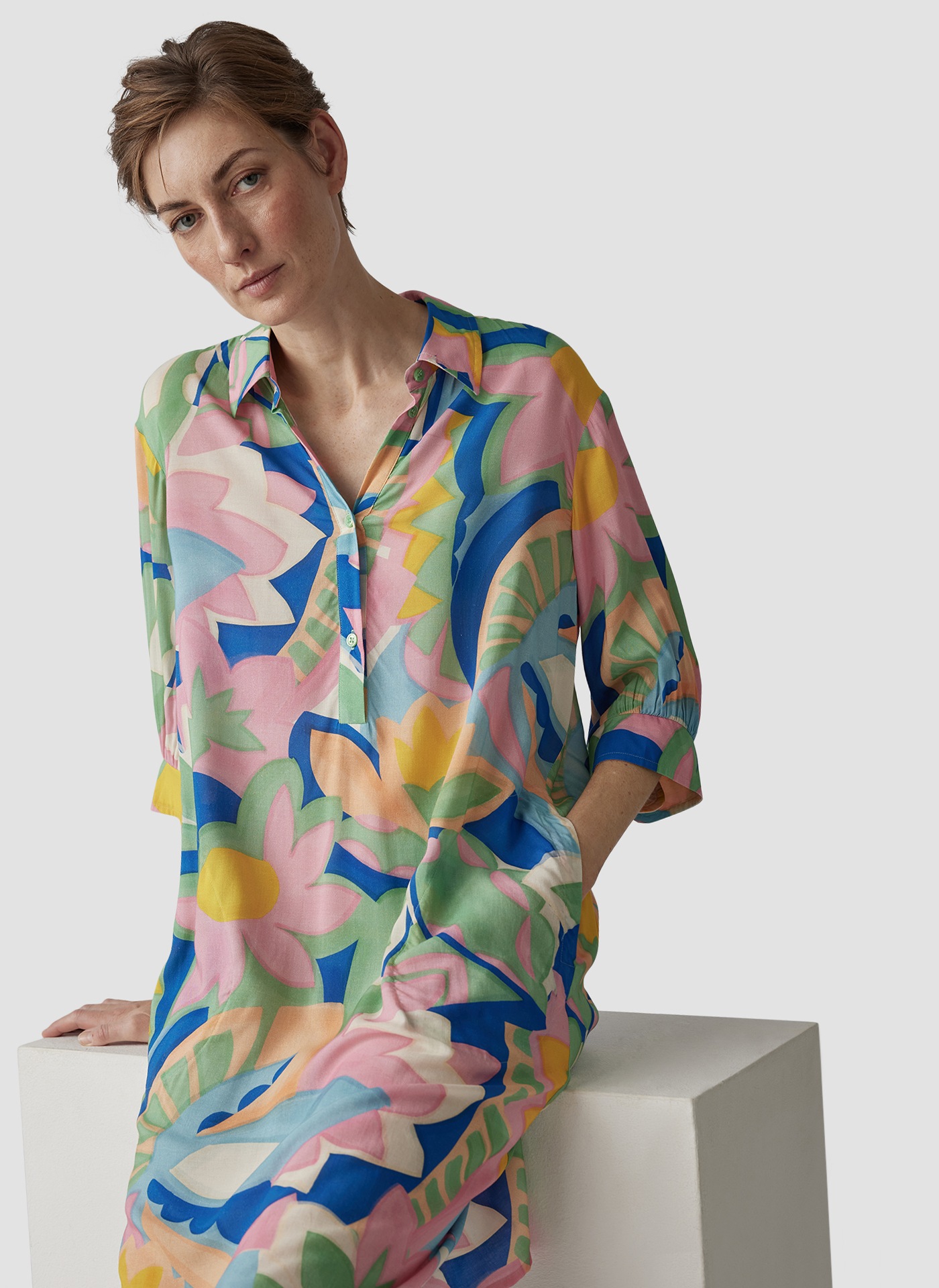 LeComte Midikleid »LeComte Sommerkleid mit farbenfrohem Muster«