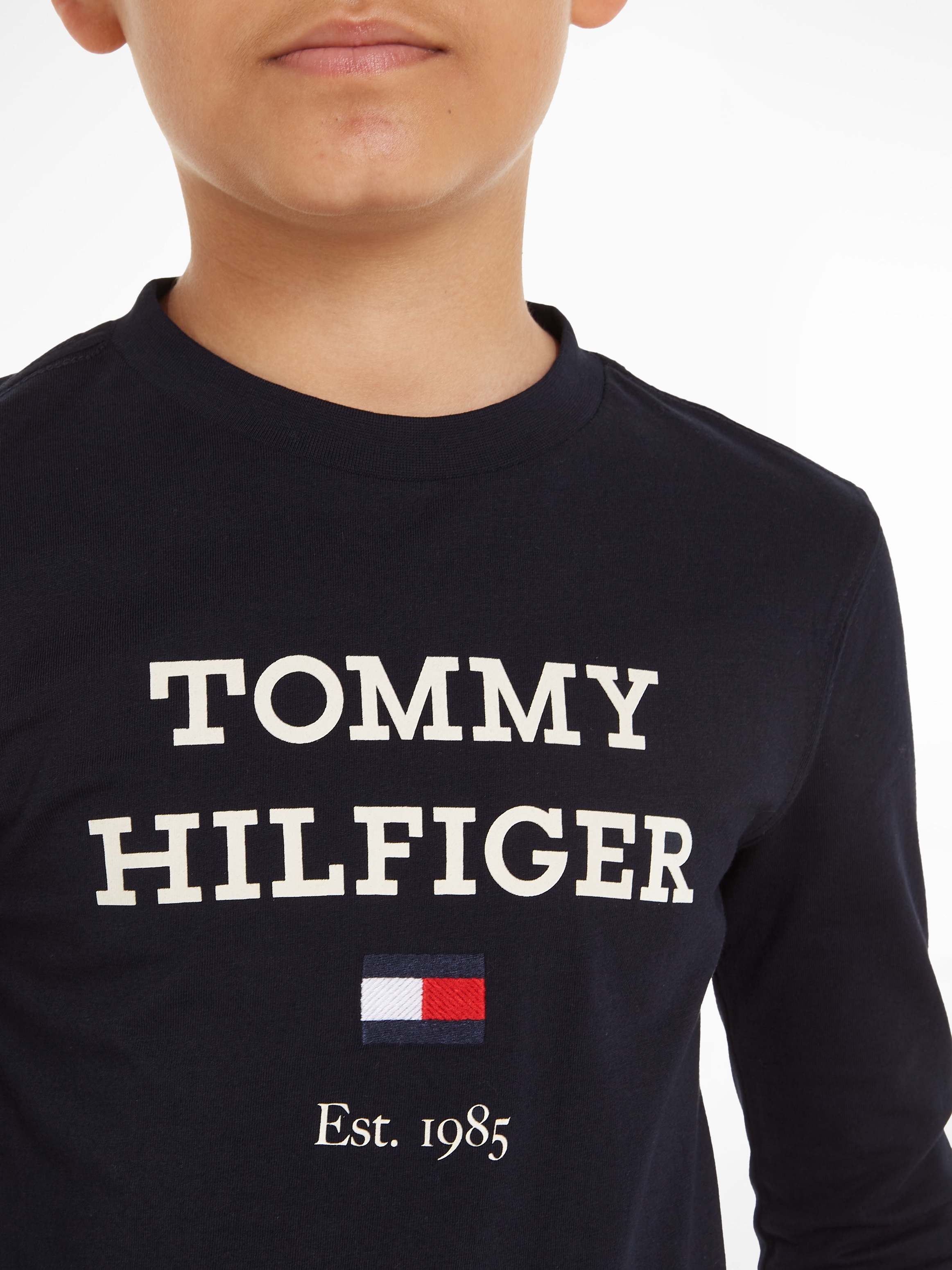 BAUR TEE Logo Brust Tommy für LOGO mit großem auf der Langarmshirt »TH L/S«, Hilfiger | ▷
