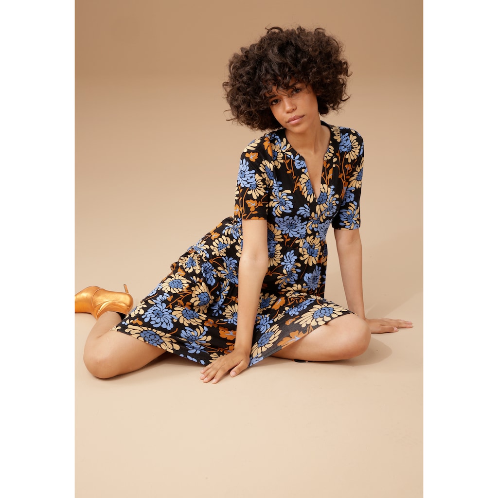 Aniston CASUAL Jerseykleid, mit graphischem Blumendruck - NEUE KOLLEKTION