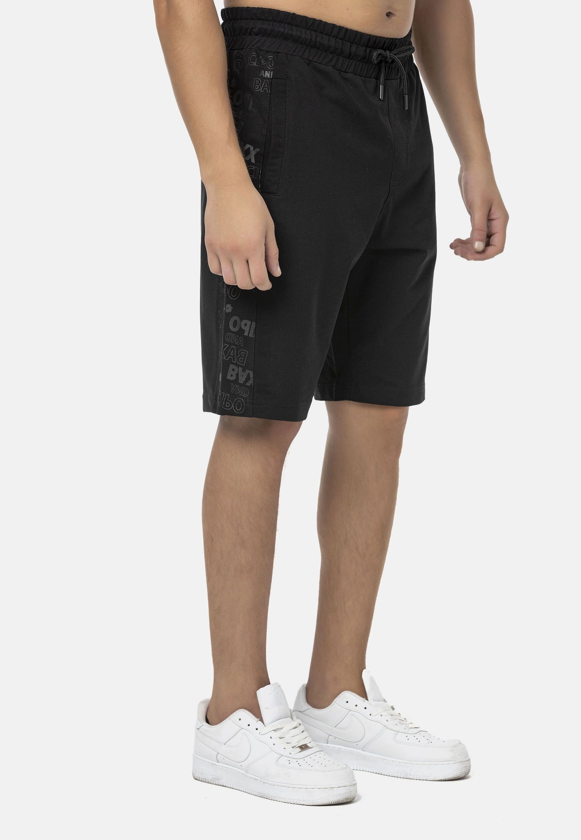 Cipo & Baxx Stoffhose »Hosen«, mit dezentem Print