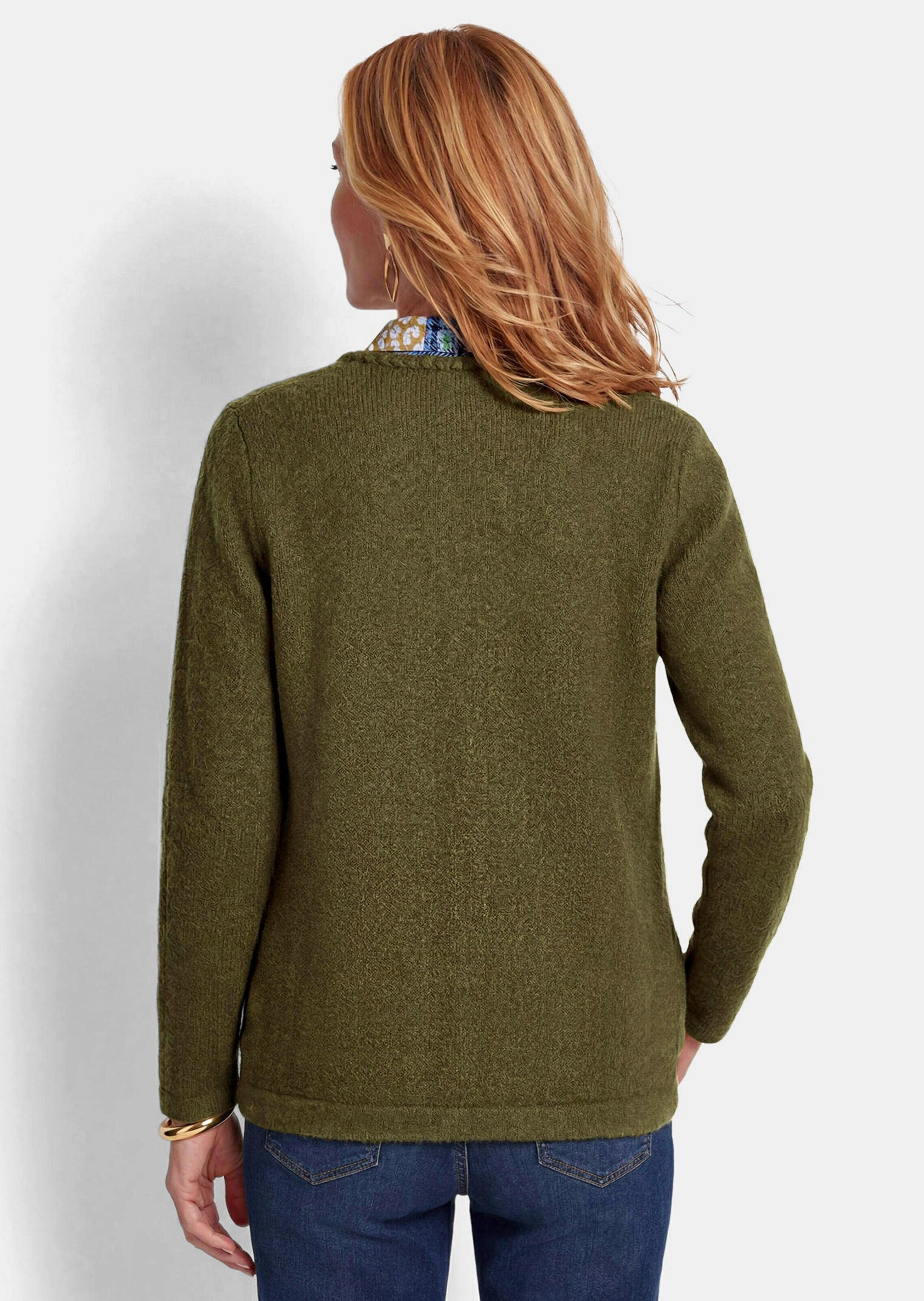 GOLDNER Strickjacke »Strickcardigan mit Häkchenverschluss« Kanten mit Zierstick aus Strickband