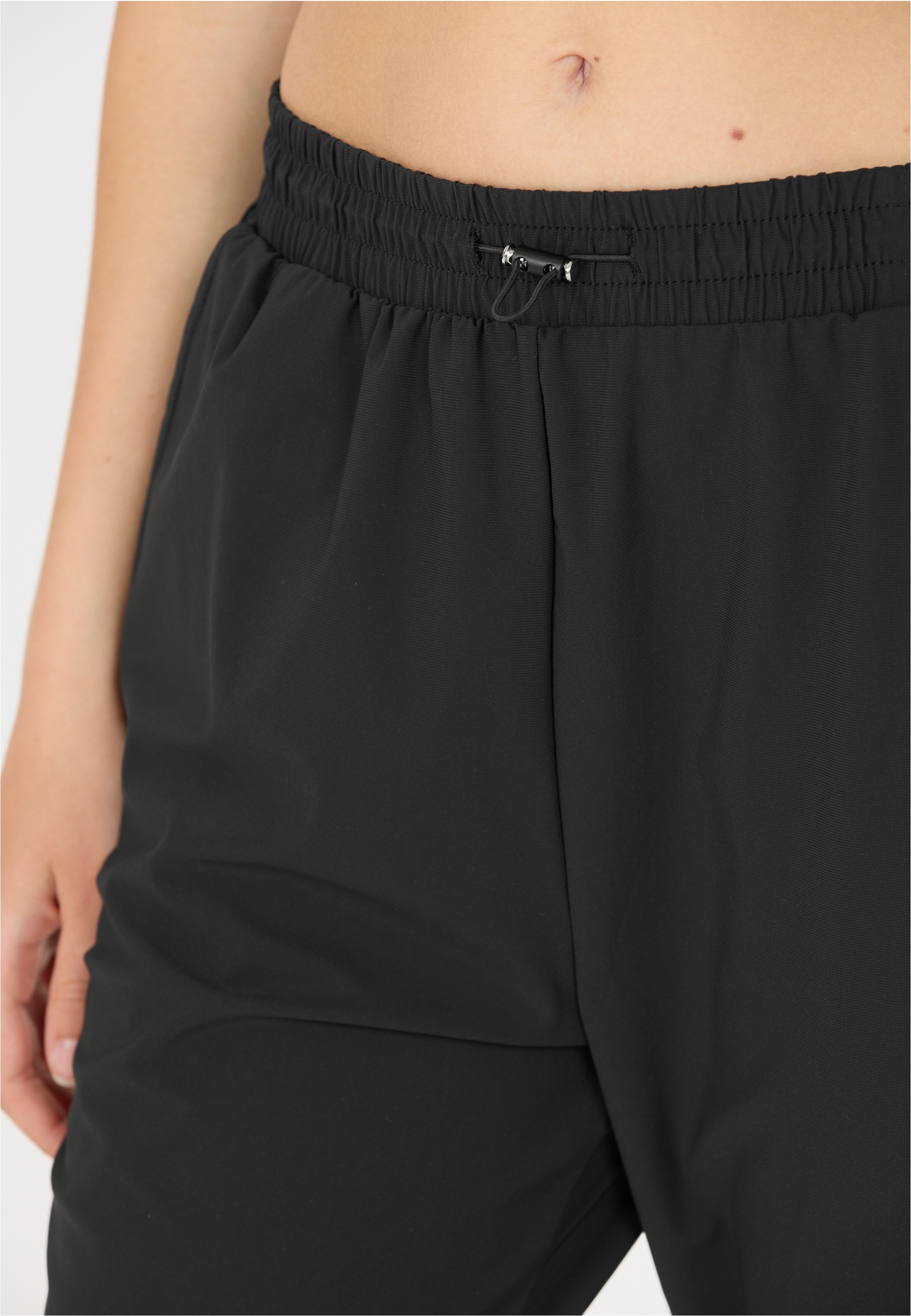 ATHLECIA Sweathose »Amisa V2«  mit 4-Wege-Stretch