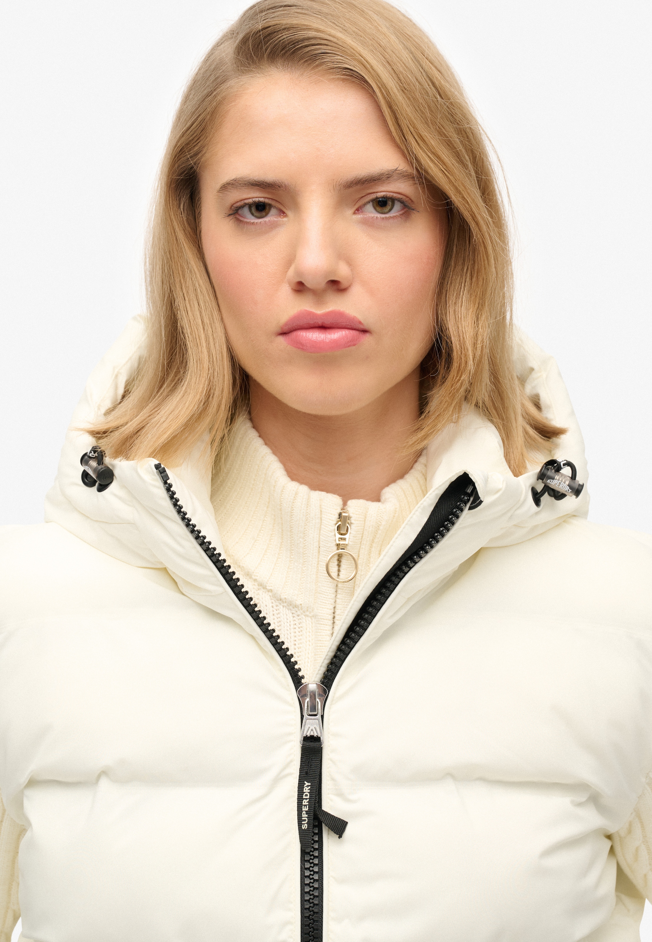 Superdry Steppjacke »CABLE KNIT SLEEVE HYBRID« Kunstfaser, Strickärmel, slim fit