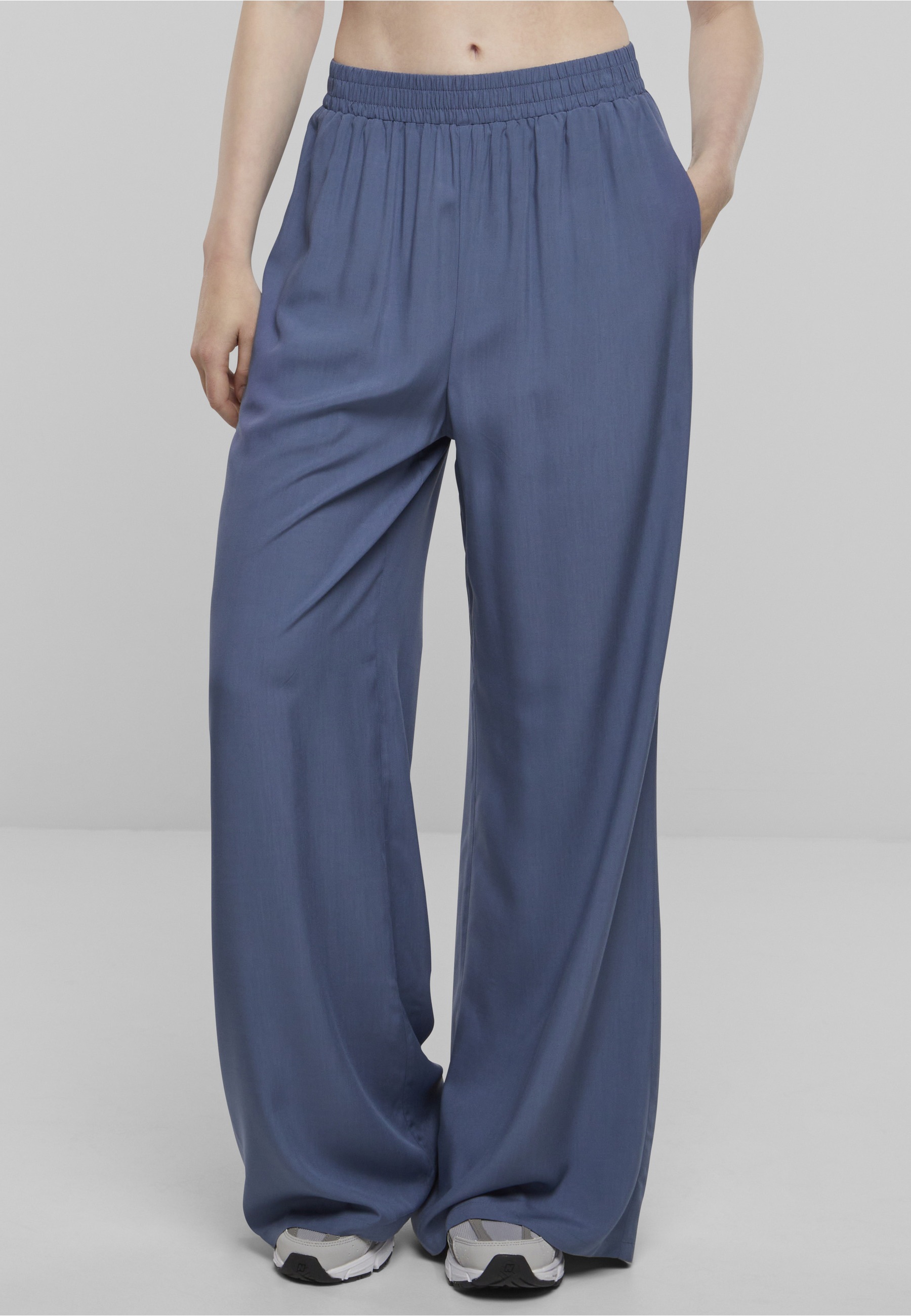 URBAN CLASSICS Stoffhose »Urban Classics Damen Ladies Wide Leg Viscose Pants«