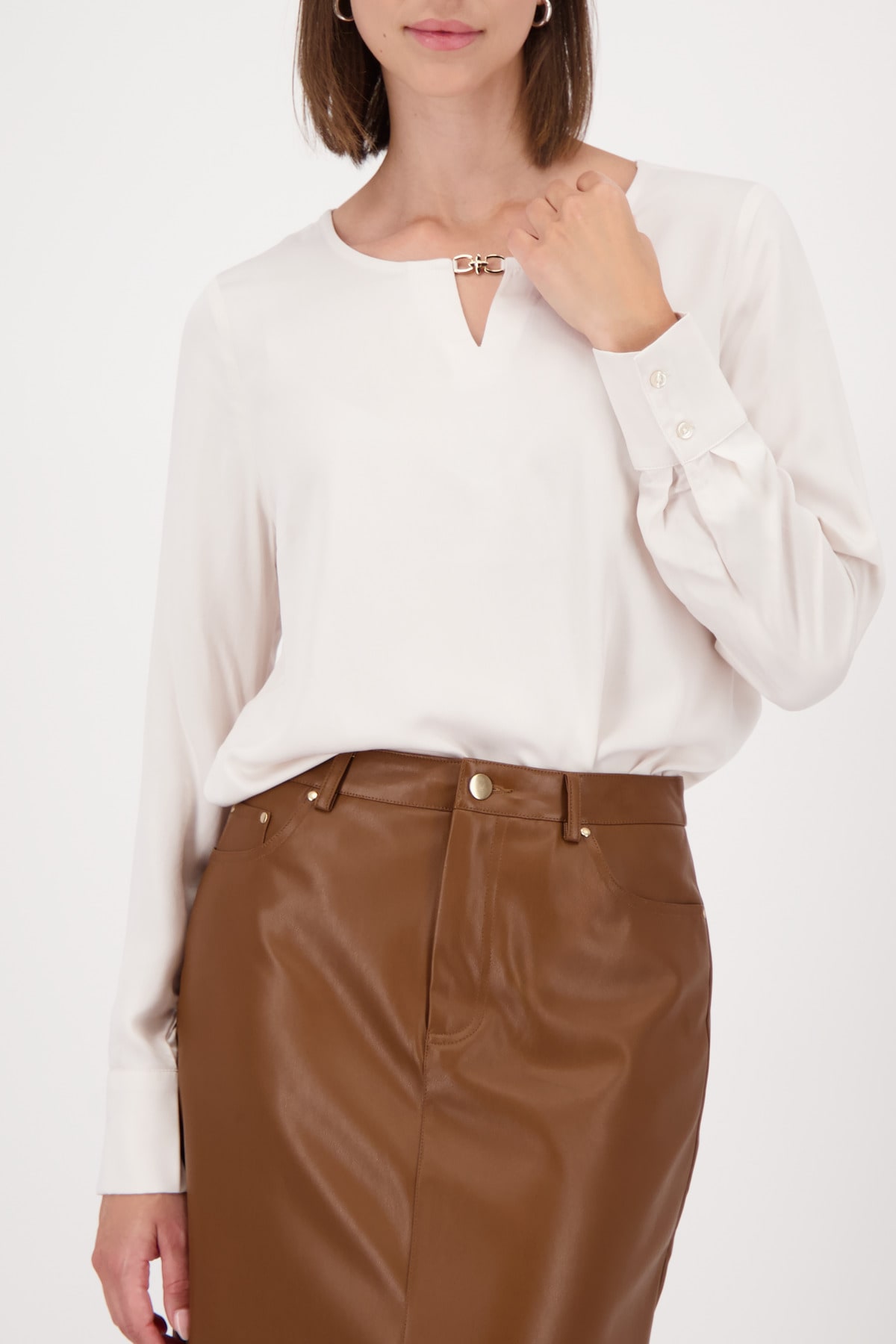 Monari Langarmbluse Regular fit mit Rundhalsausschnitt mit Schmuckdetail günstig online kaufen