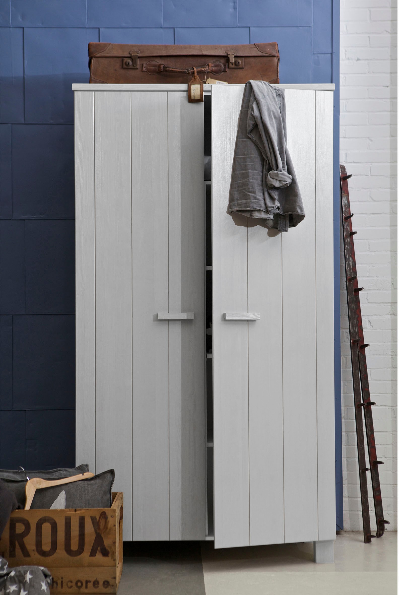 WOOOD Garderobenschrank »Dennis«, mit Kleiderstange, viel Stauraum, B 111 cm x H 202 cm