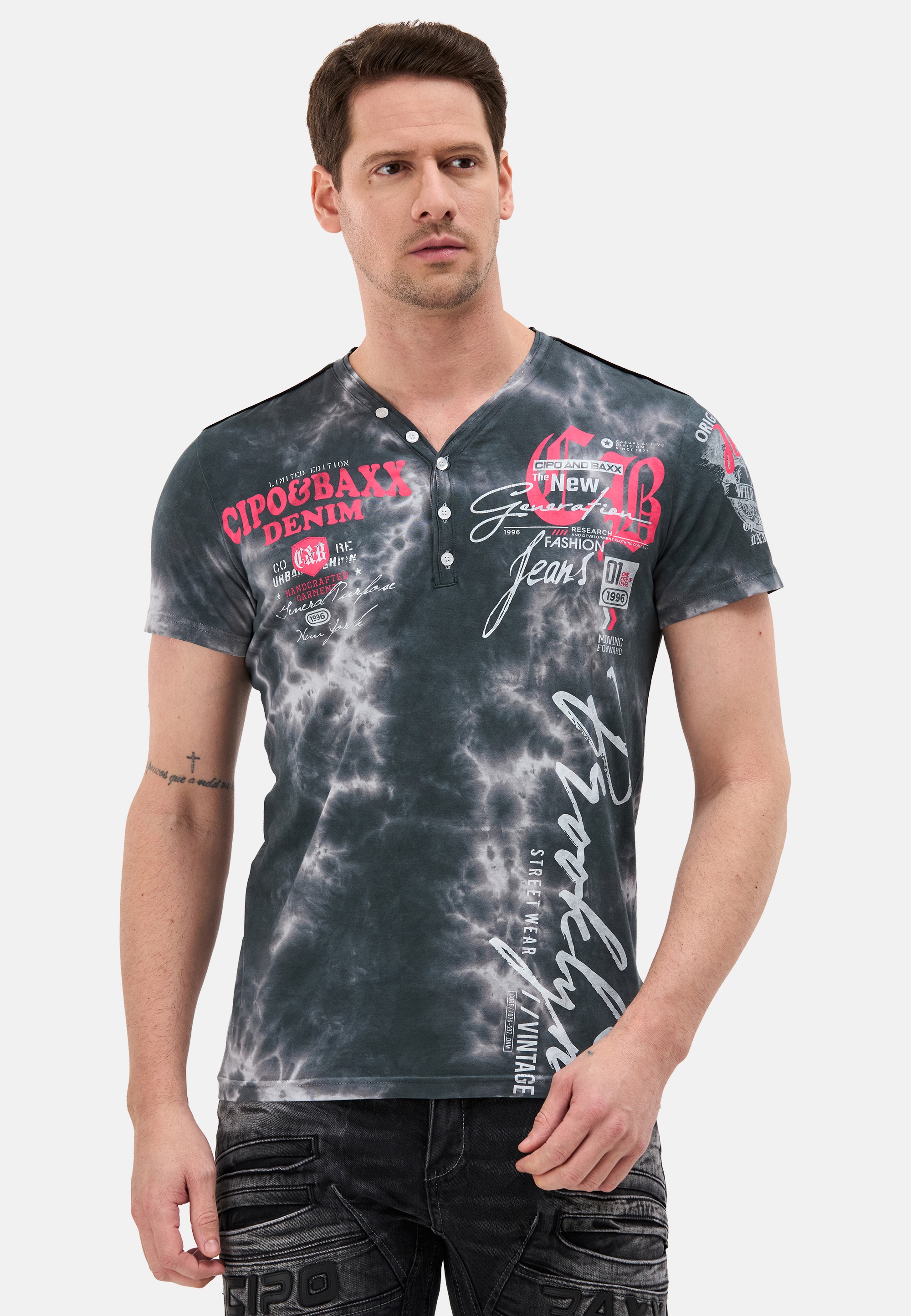 Cipo & Baxx Kurzarmshirt günstig online kaufen