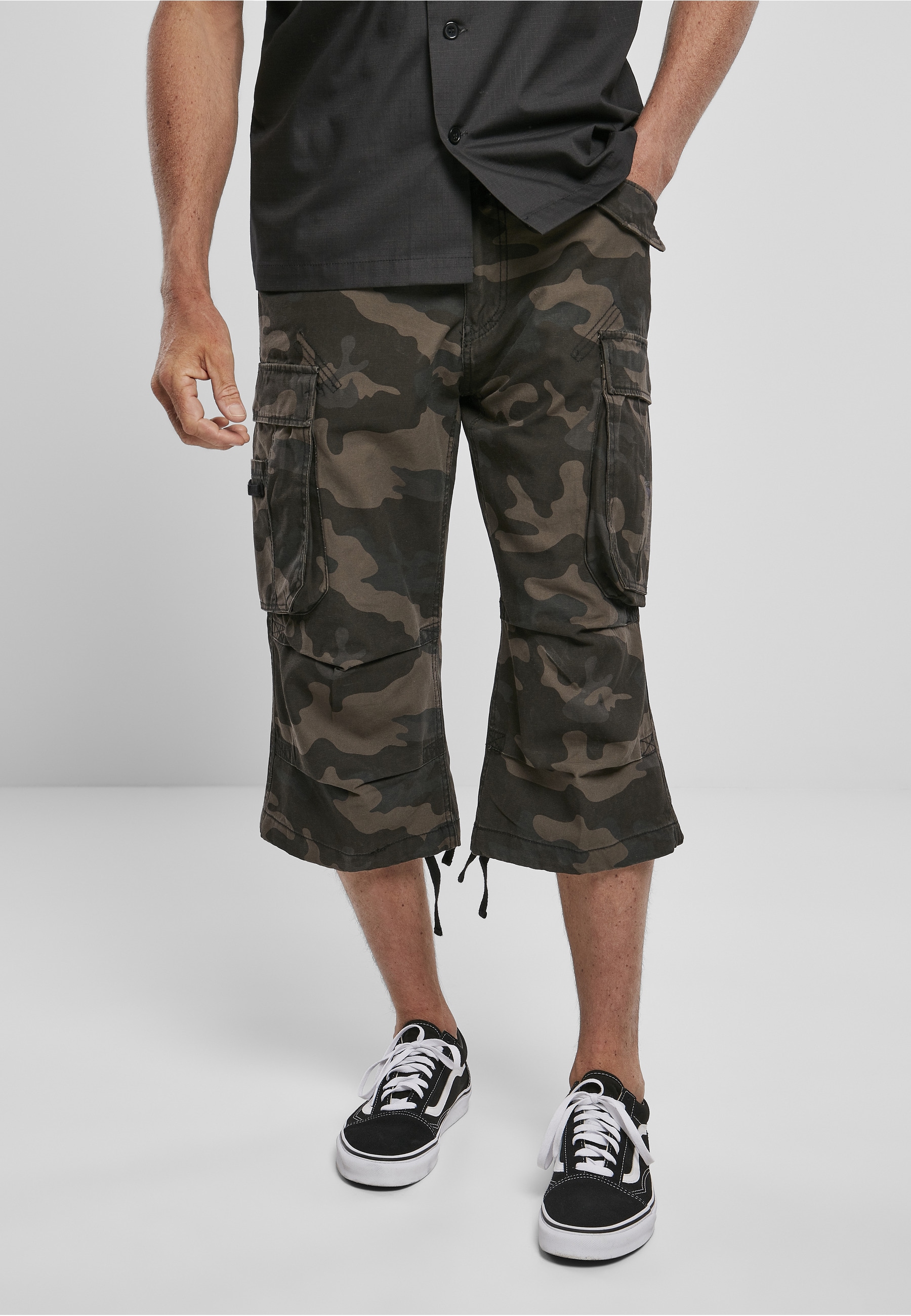 Brandit Stoffhose »Brandit Herren Industry Vintage Cargo 3/4 Shorts«