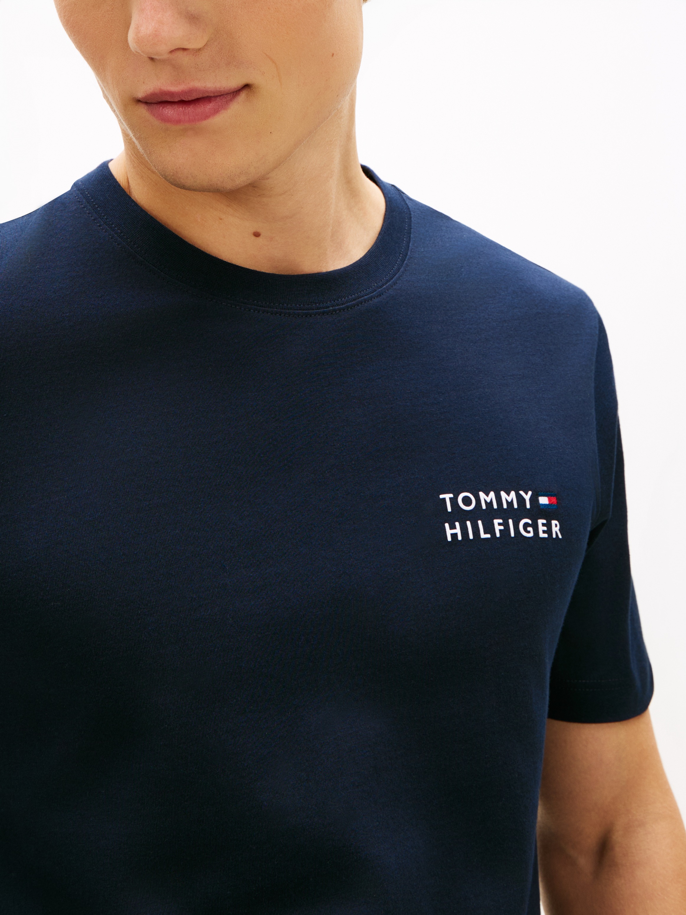 Tommy Hilfiger T-Shirt "BRAND LOVE EMBRO STACK" mit großem Rückenprint, reg günstig online kaufen