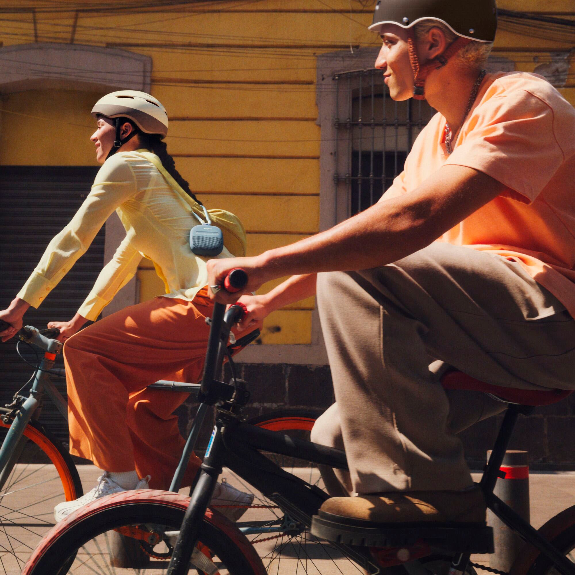 Bose Portable-Lautsprecher »SoundLink Micro (2. Gen.)« Stereo (Bluetooth App-Steuerung | Equalizer | Kabellos | Lautstärkeanpassung | PARTYCAST TECHNOLOGIE )