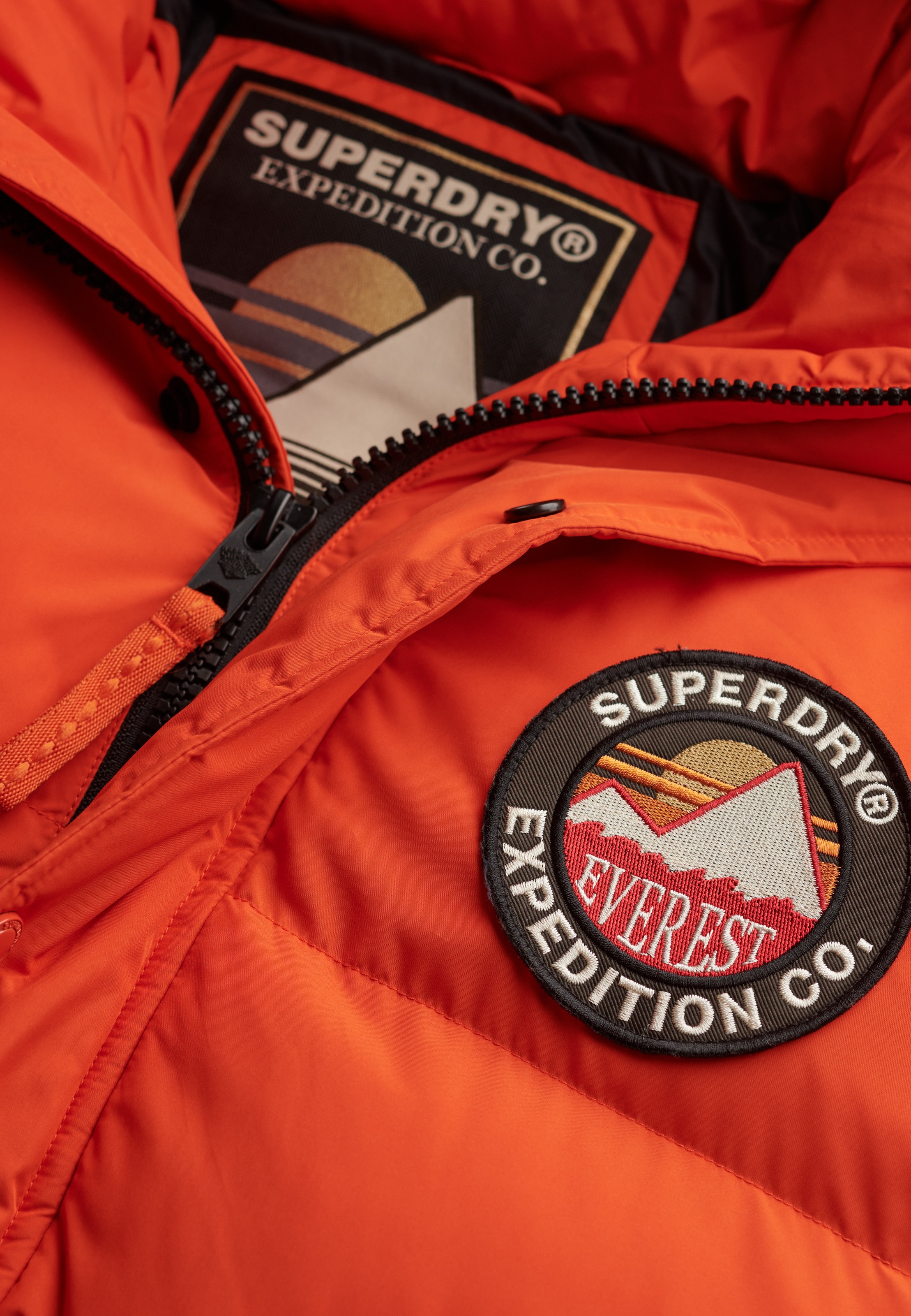 Superdry Steppjacke »EVEREST LONGLINE BAFFLED PARKA« mit Kapuze