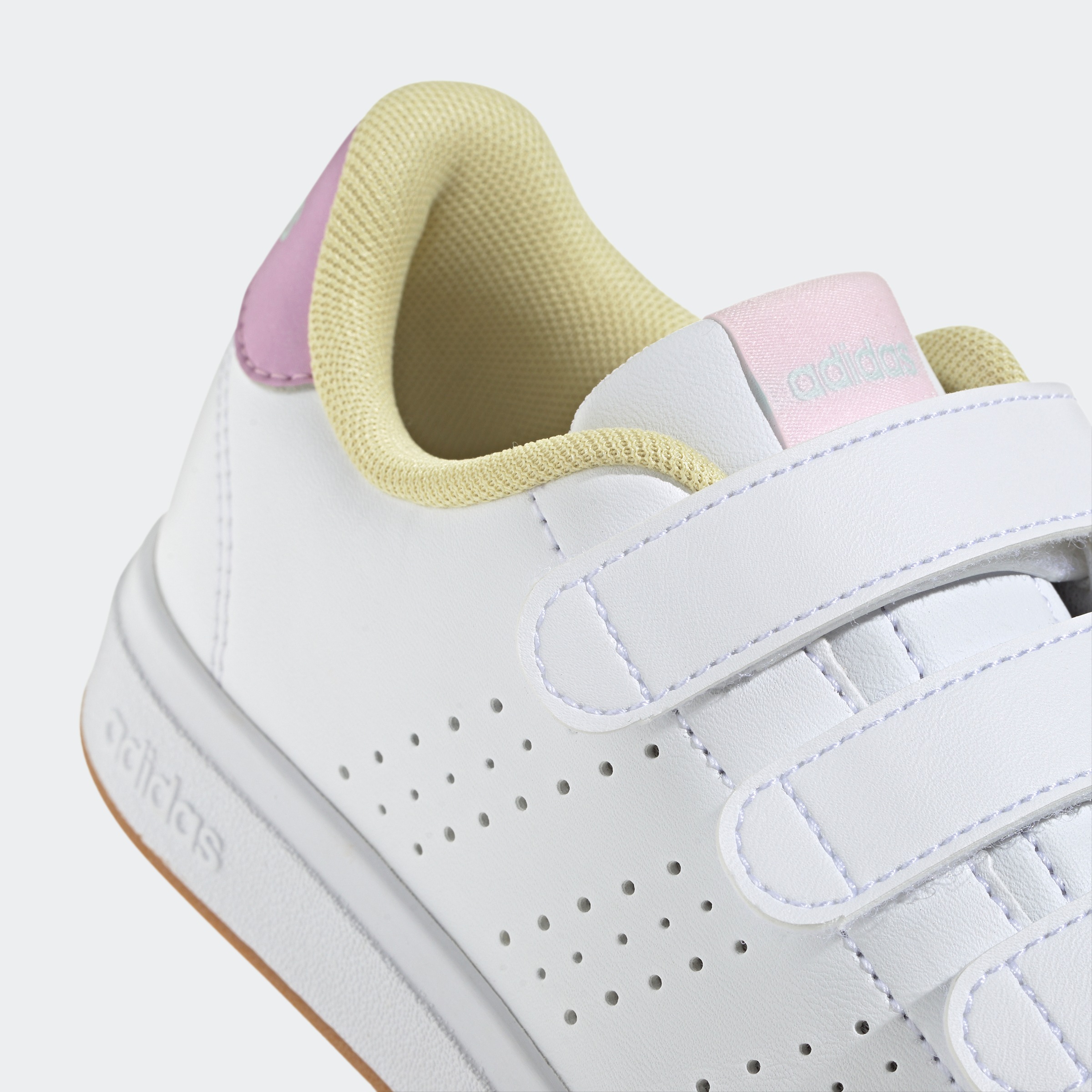 adidas Sportswear Klettschuh »ADVANTAGE BASE 2.0 KIDS«, Design auf den Spuren des adidas Stan Smith