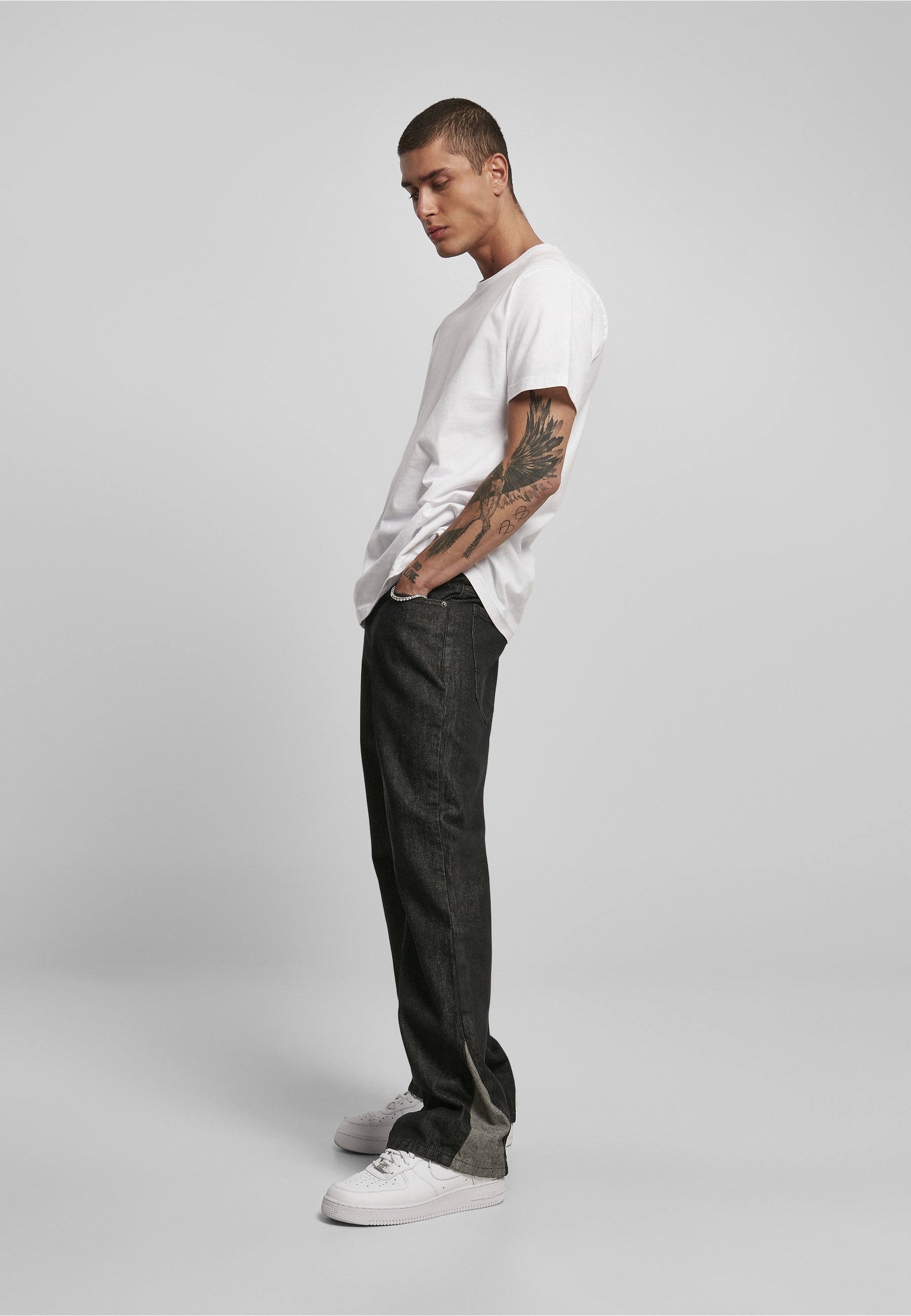 URBAN CLASSICS Bequeme Jeans »Urban Classics Herren Organic Triangle Denim« 1 Stk.