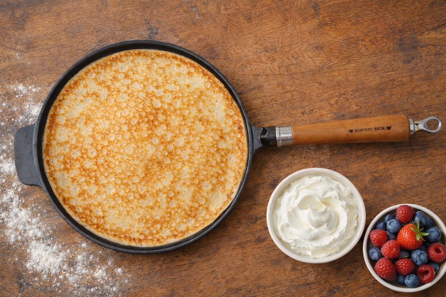 Ronneby Bruk Crêpepfanne »Maestro Crépe-Pfanne, Ø 24 cm, mit Holzgriff« Gusseisen 1 tlg.