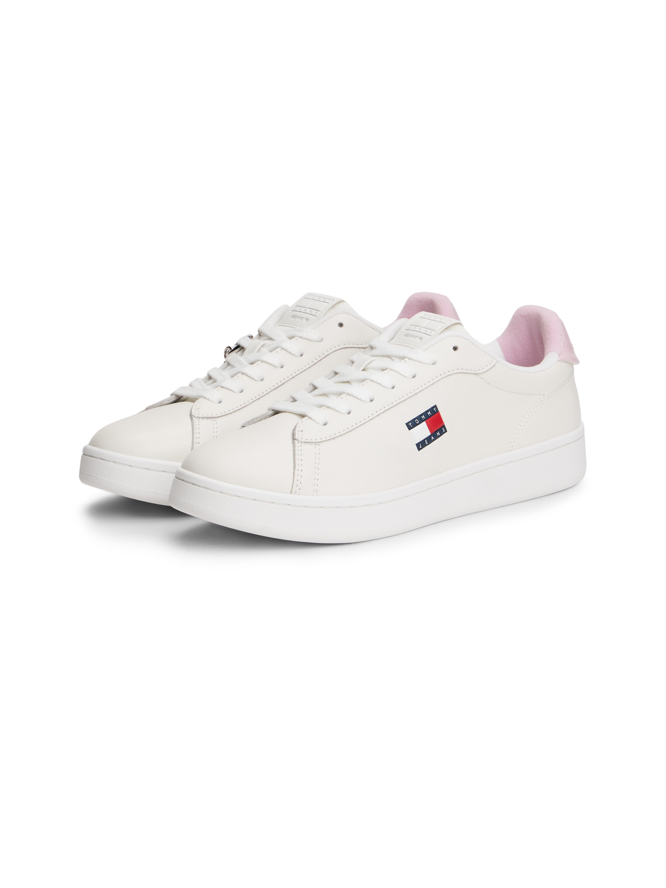 Tommy Jeans "ARCHIVE 98 VALENTINES" Freizeitschuh, Halbschuh, Schnürschuh mit Herzchen-Anhänger