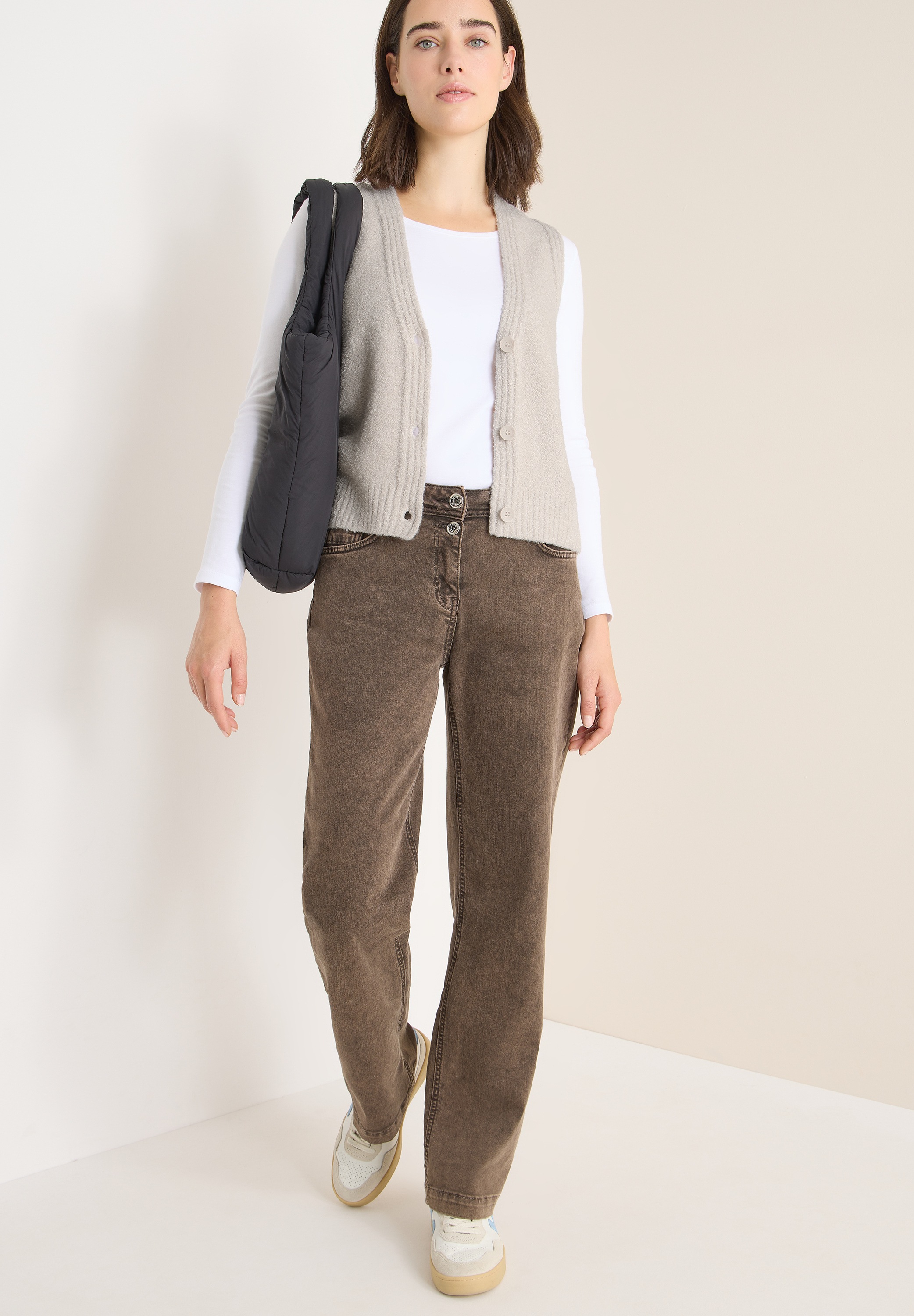 Cecil Strickweste mit Bouclé-Struktur und V-Ausschnitt