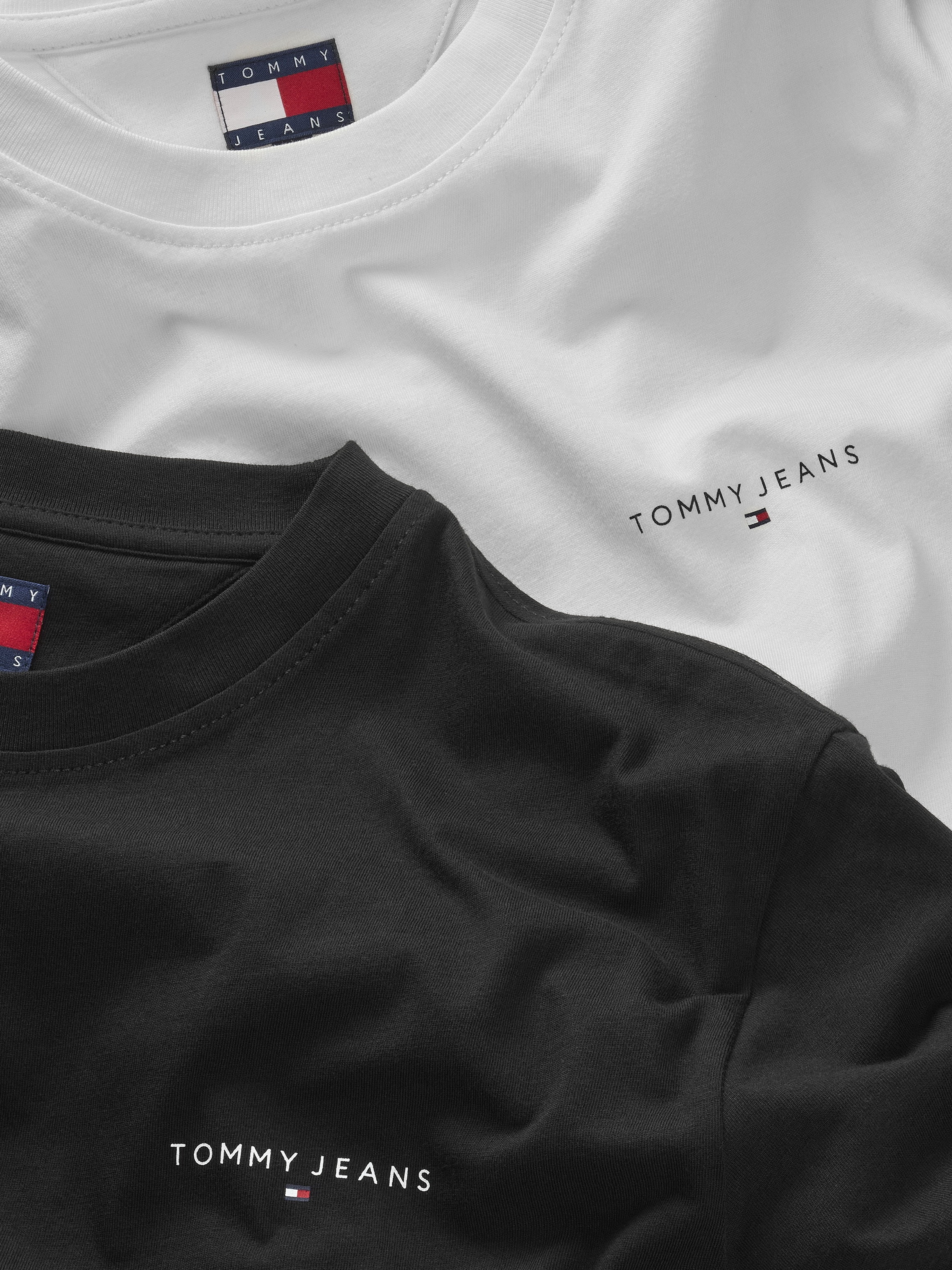 Tommy Jeans T-Shirt, (Packung, 2 tlg., 2er-Pack), mit dezentem Logo