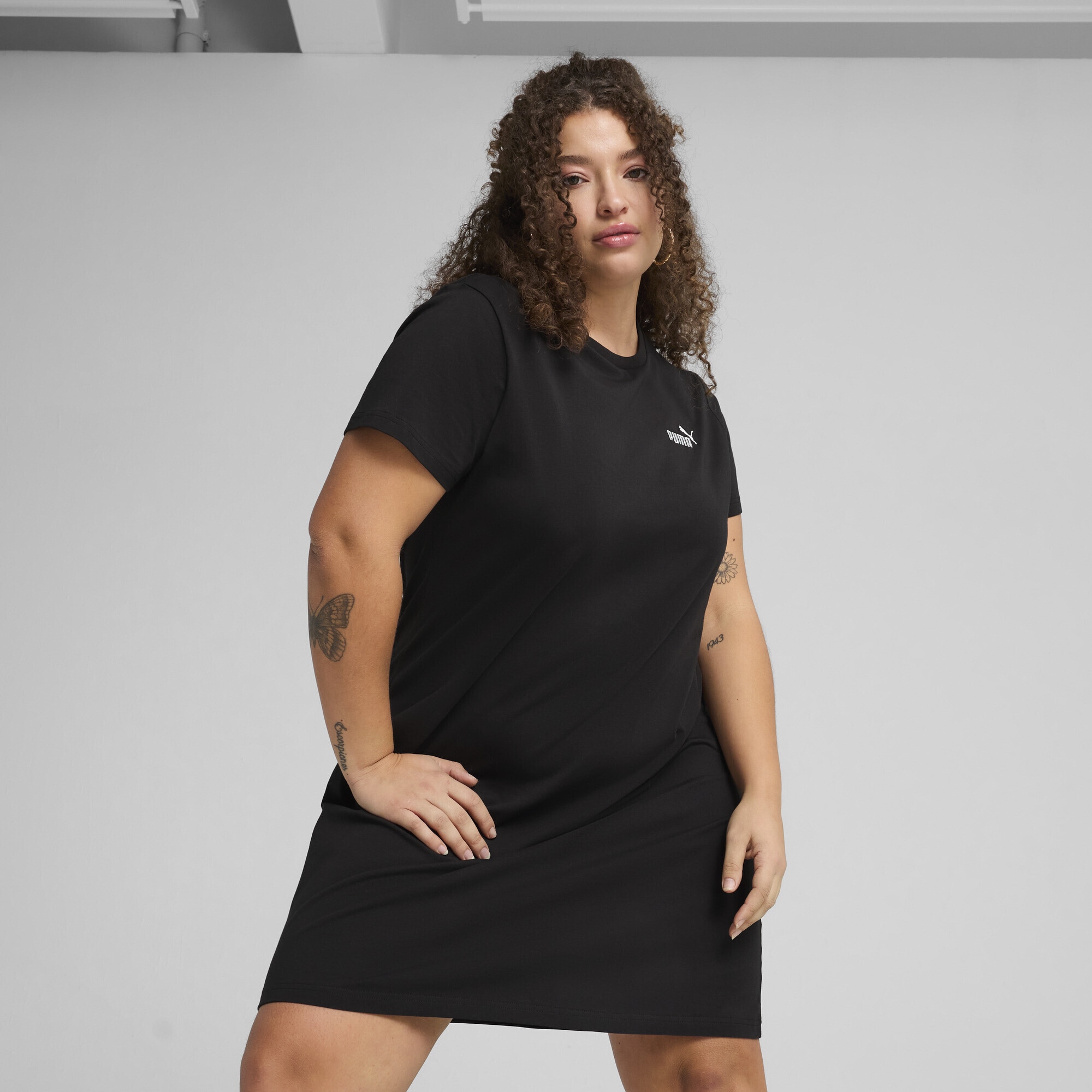 PUMA Sweatkleid »ESS Small No. 1 Logo Slim Kleid Damen«