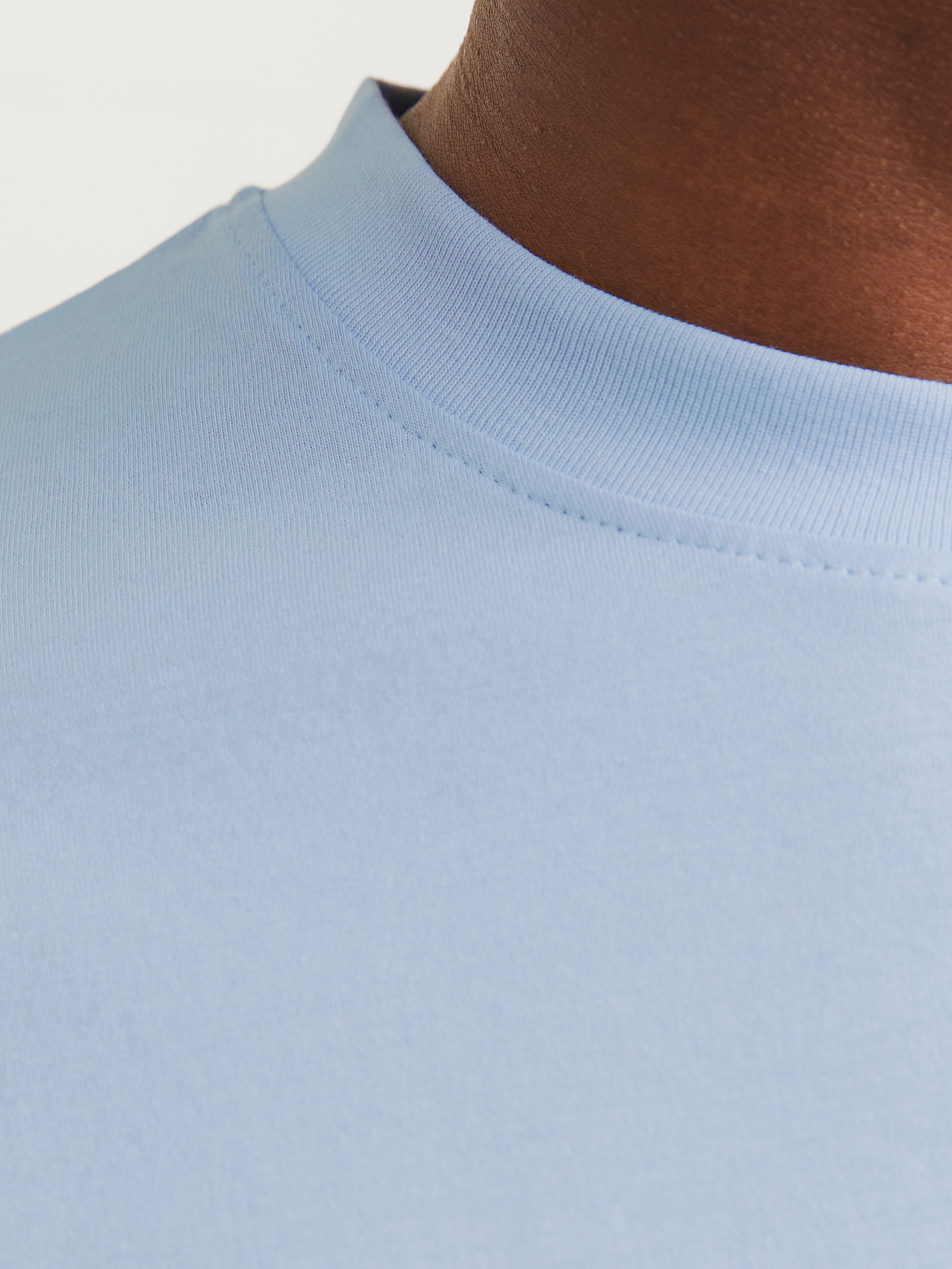 Thumbnail - Jack & Jones Oversize-Shirt "JJEBRADLEY Oversize T-Shirt mit klassischem Rundhalsausschnitt", mit gekämmten Jersey