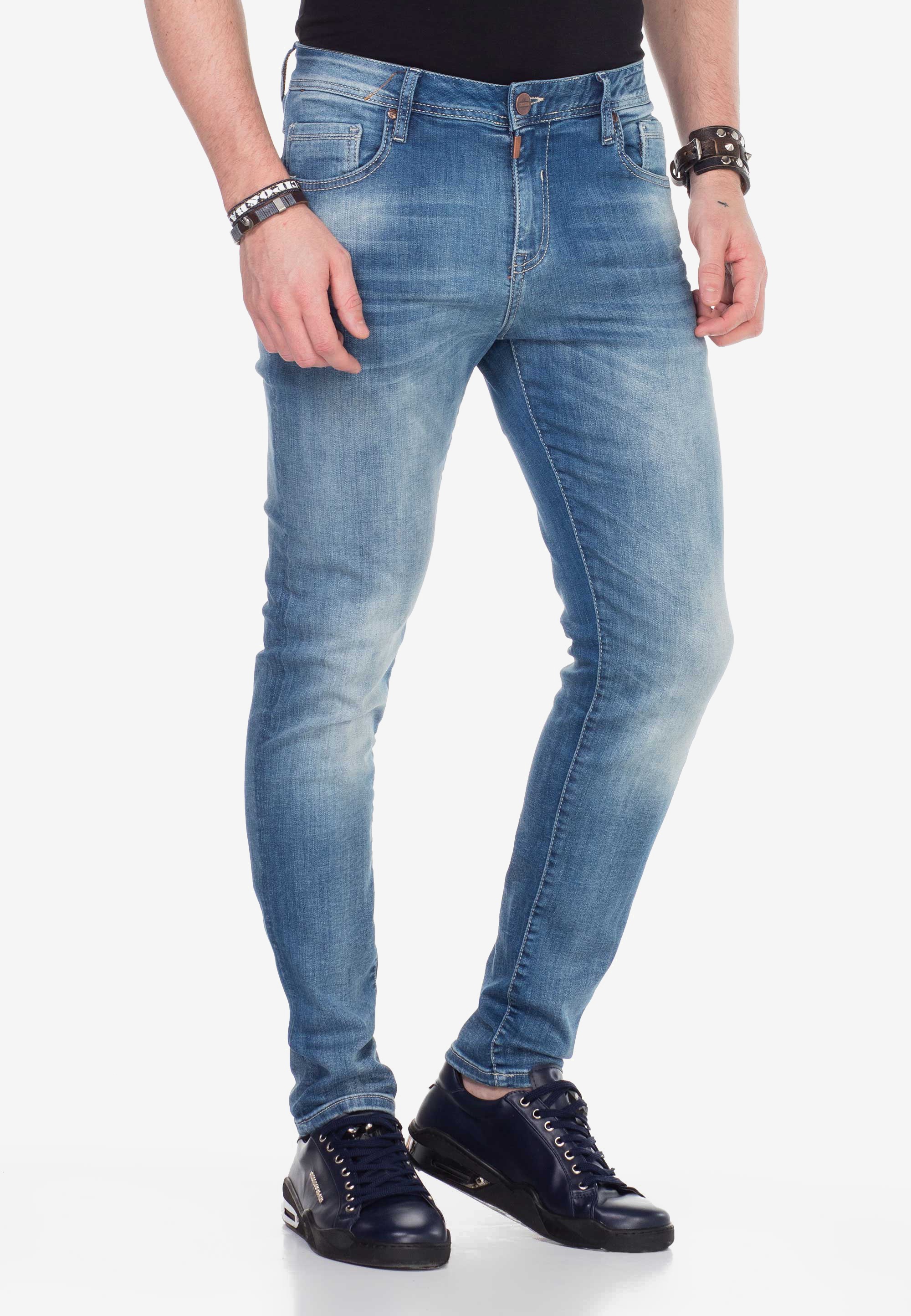 Cipo & Baxx Slim-fit-Jeans, mit verwaschenen Look