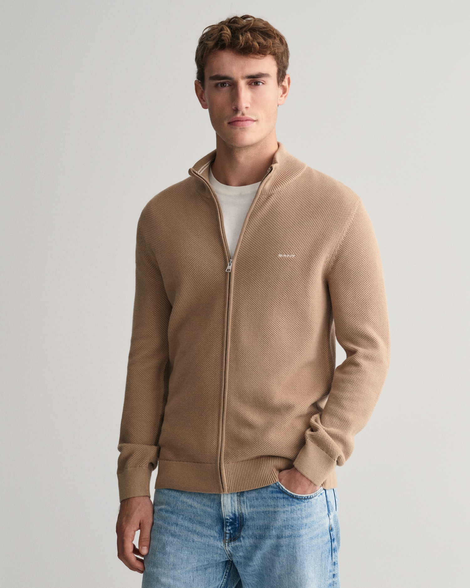 Gant Strickjacke "COTTON PIQUE ZIP CARDIGAN", mit Logostickerei auf der Brust