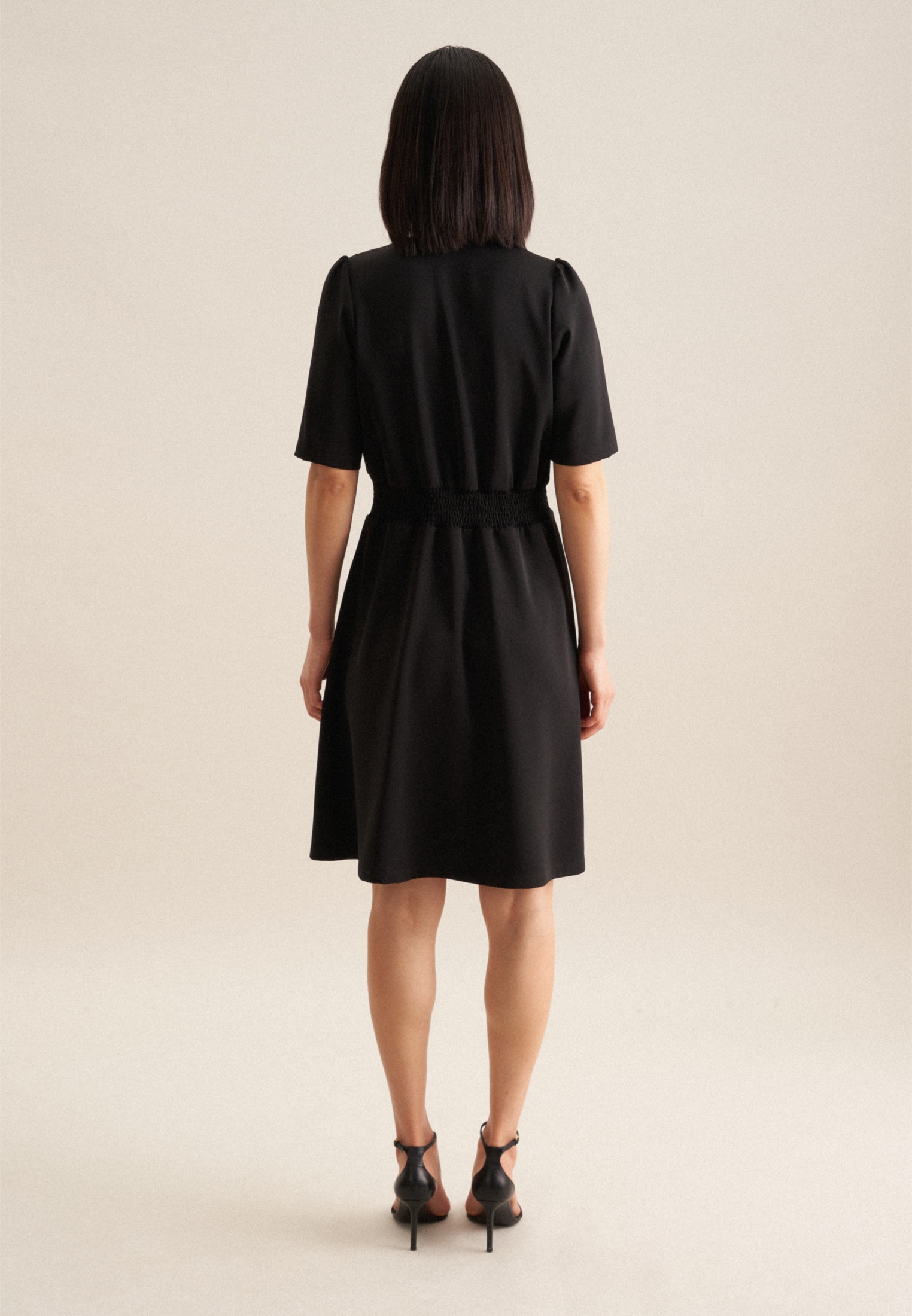 seidensticker Sommerkleid »Schwarze Rose«, Kurzarm V-Neck Uni