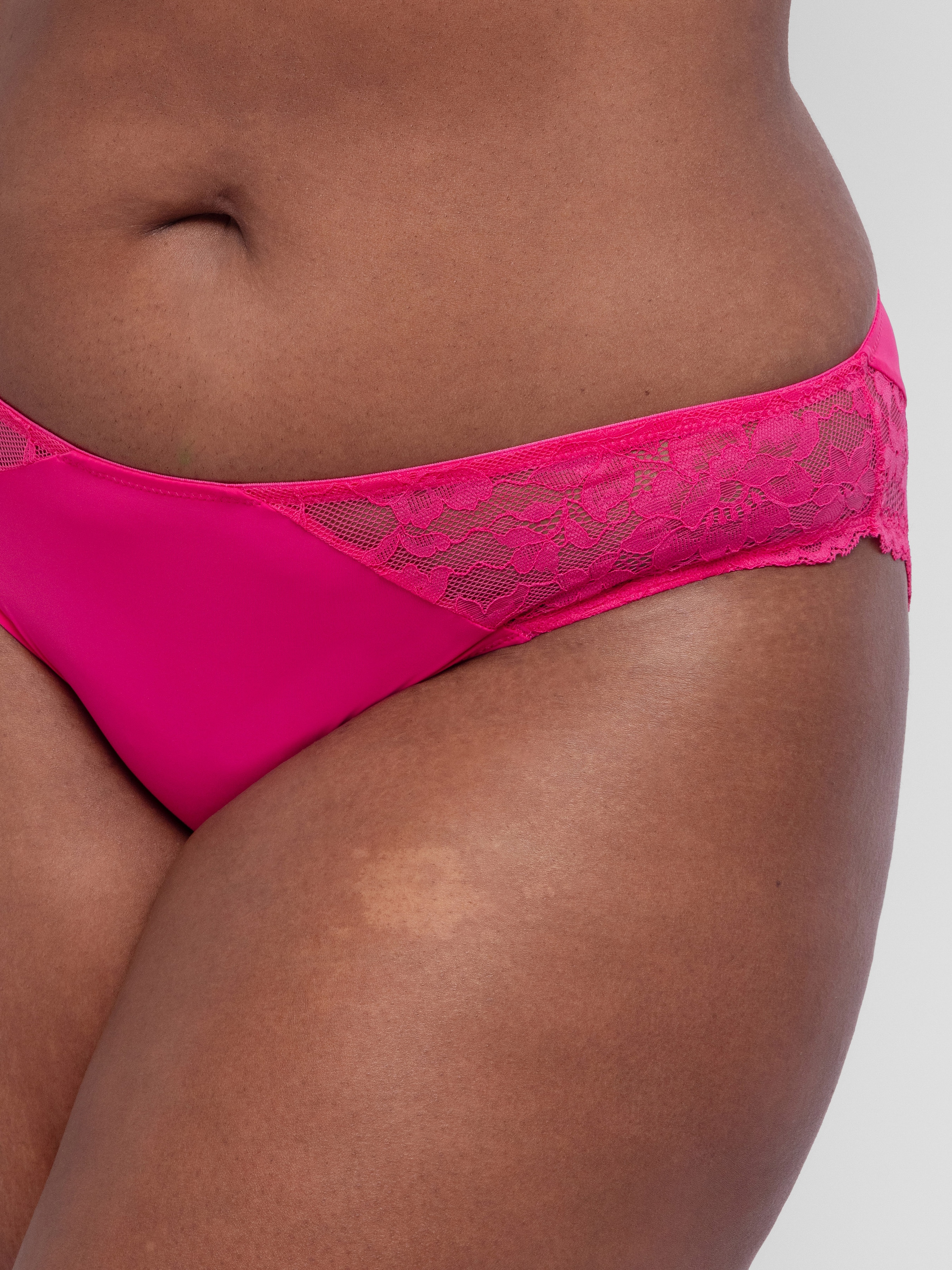 Dorina Slip »WILLA«, (2er Pack), teilweise mit floraler Spitze