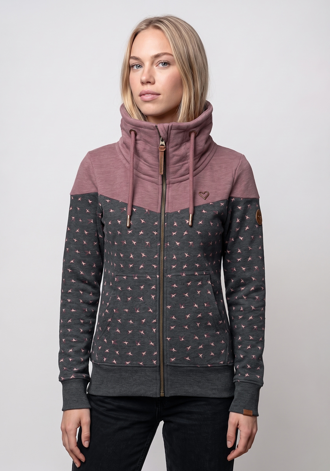Alife & Kickin Sweatjacke "ValinaAK B" mit hohem regulierbaren Stehkragen in toller Sweat-Qualität
