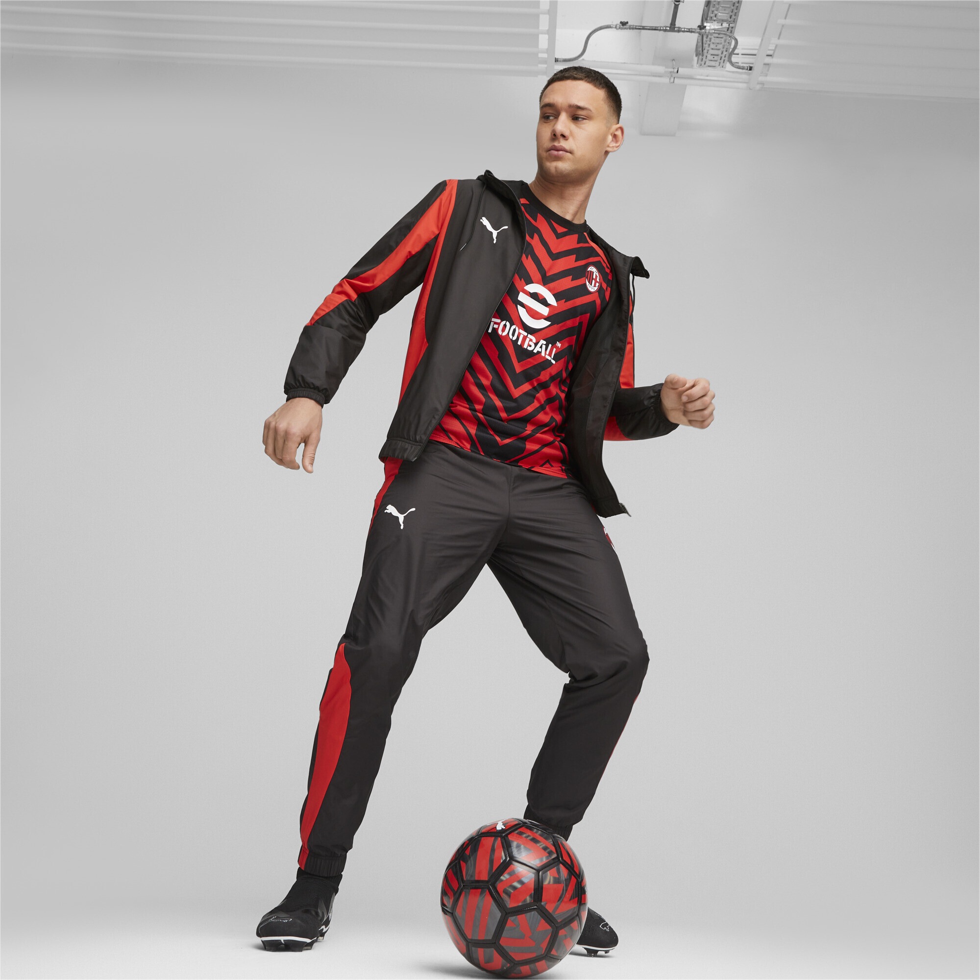 PUMA Trainingsjacke »AC Milan Aufwärmjacke Herren«
