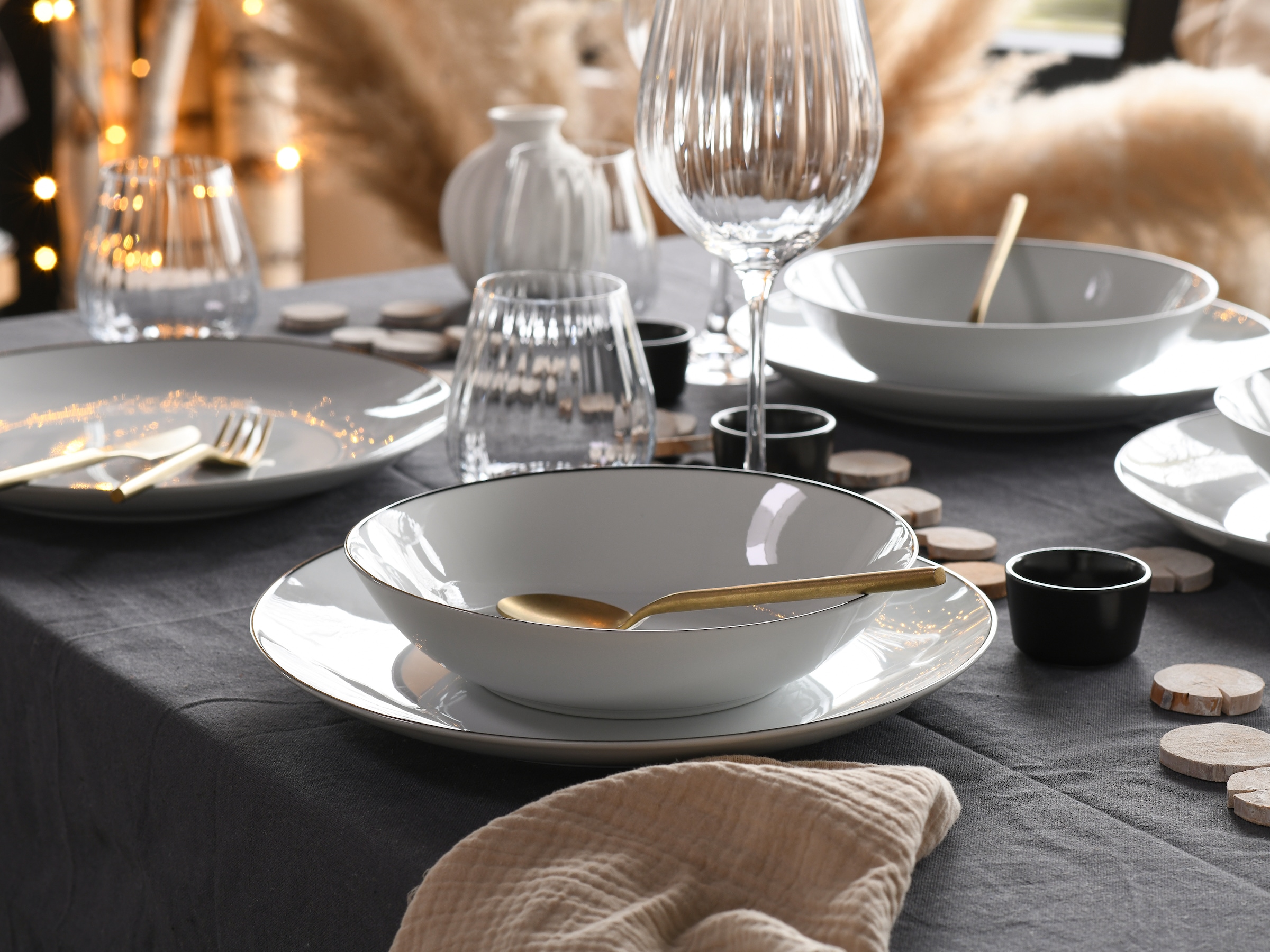 CreaTable Tafelservice »Luna Black Line«, (Set, 12 tlg.), handgemaltes Liniendekor