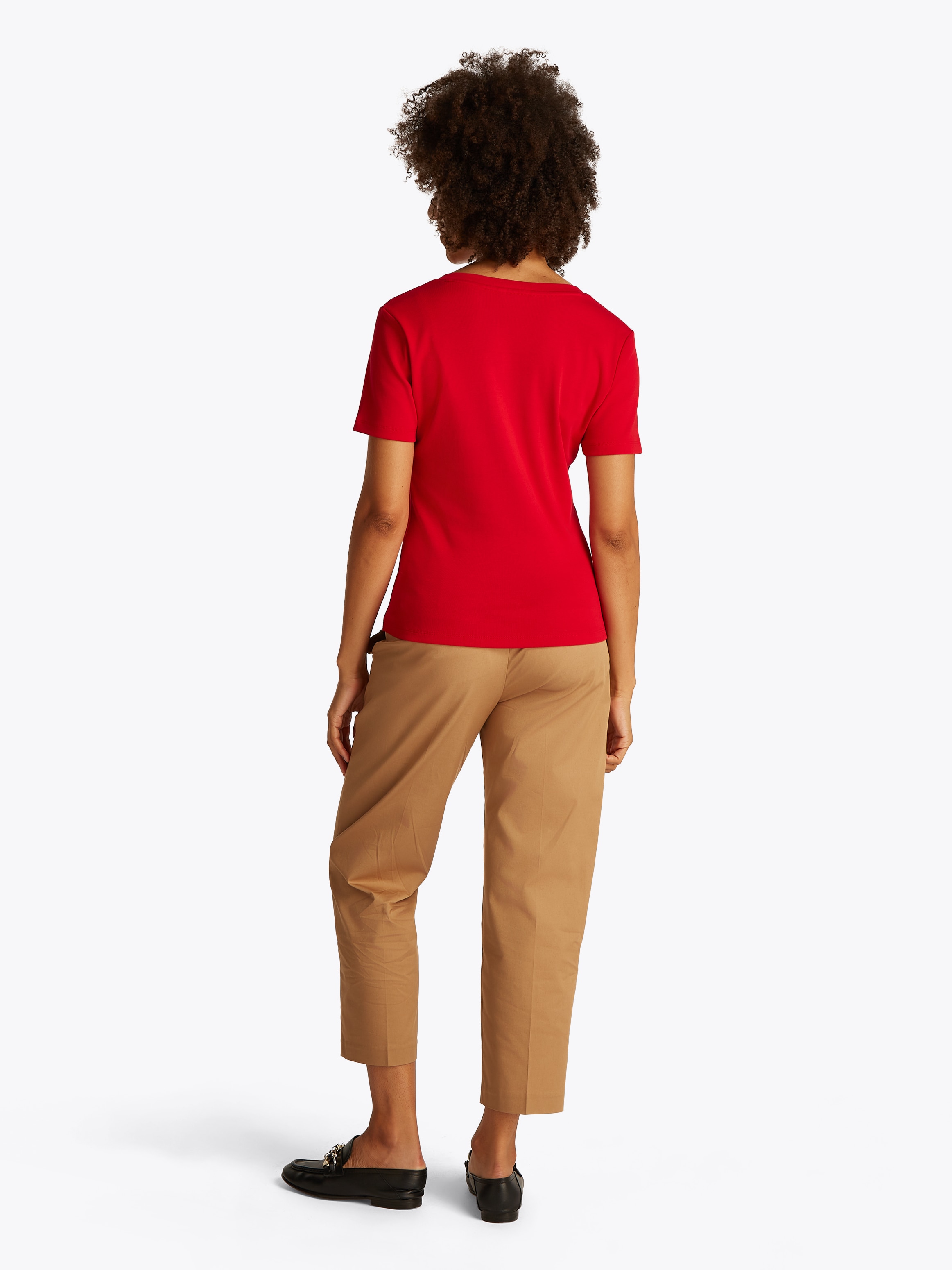 Tommy Hilfiger T-Shirt »SLIM CODY V-NK SS«, mit Logostickerei
