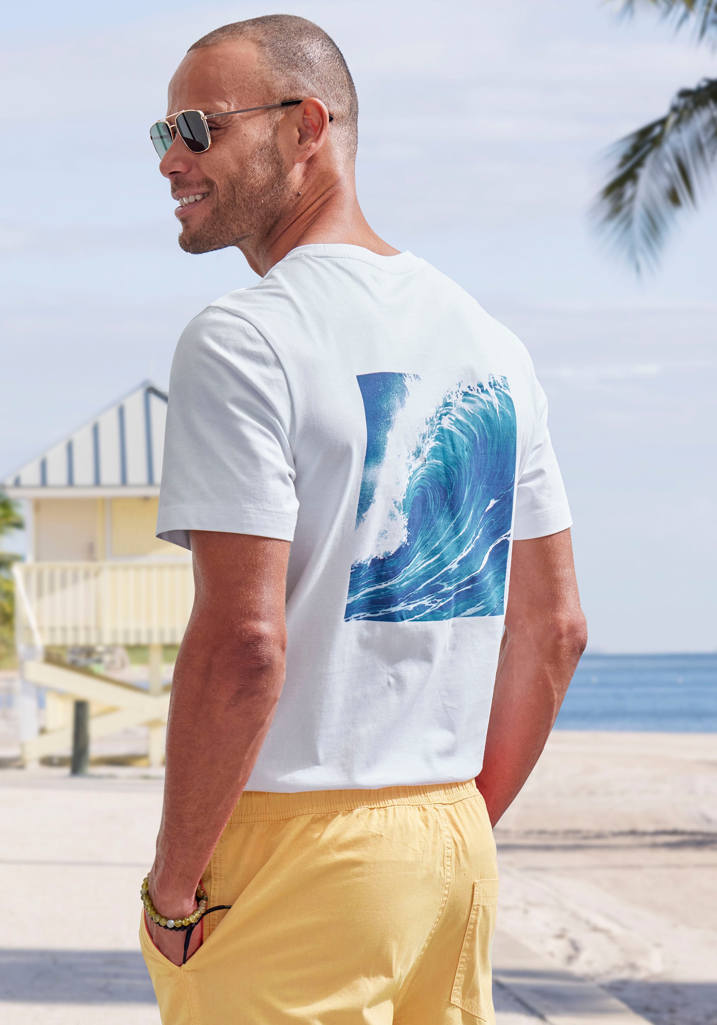 John Devin T-Shirt ", Printshirt" Kurzarmshirt mit modernem Rückenprint aus reiner Baumwolle