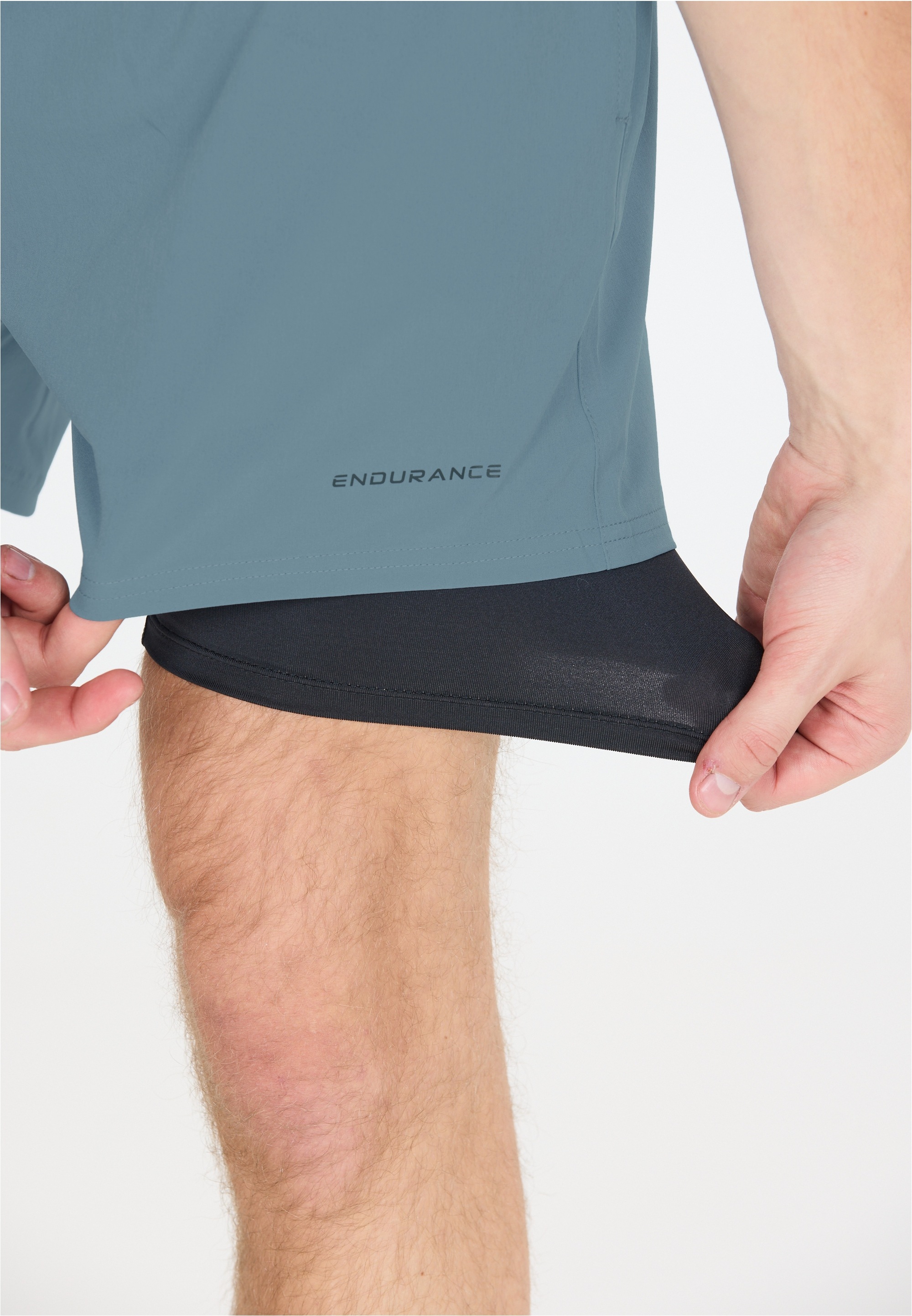 ENDURANCE Shorts »Kros«, Im 2-in-1-Design mit Quick Dry und Stretch-Funktion