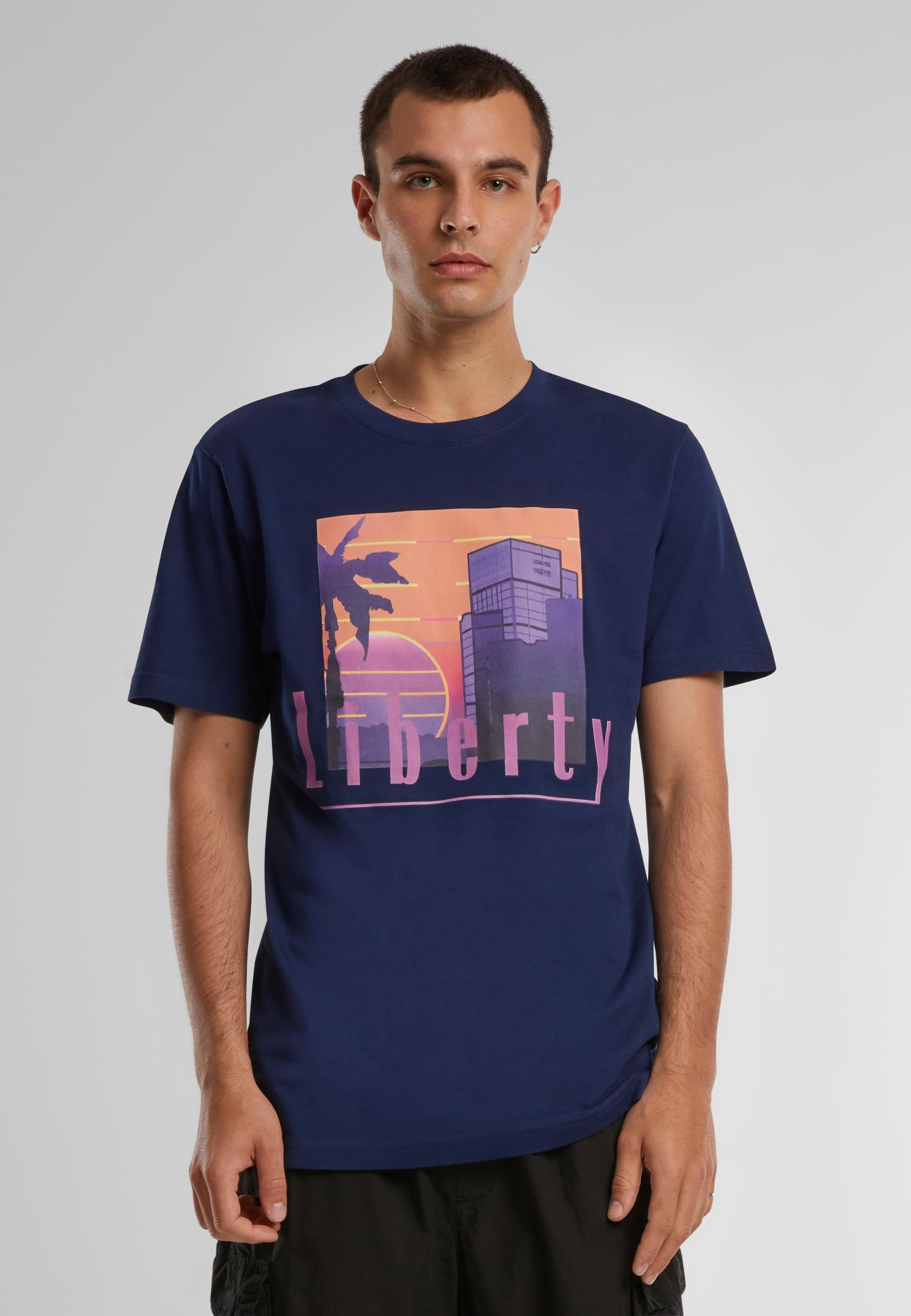 MisterTee T-Shirt »MisterTee Liberty Sunset Tee«, (1 tlg.)
