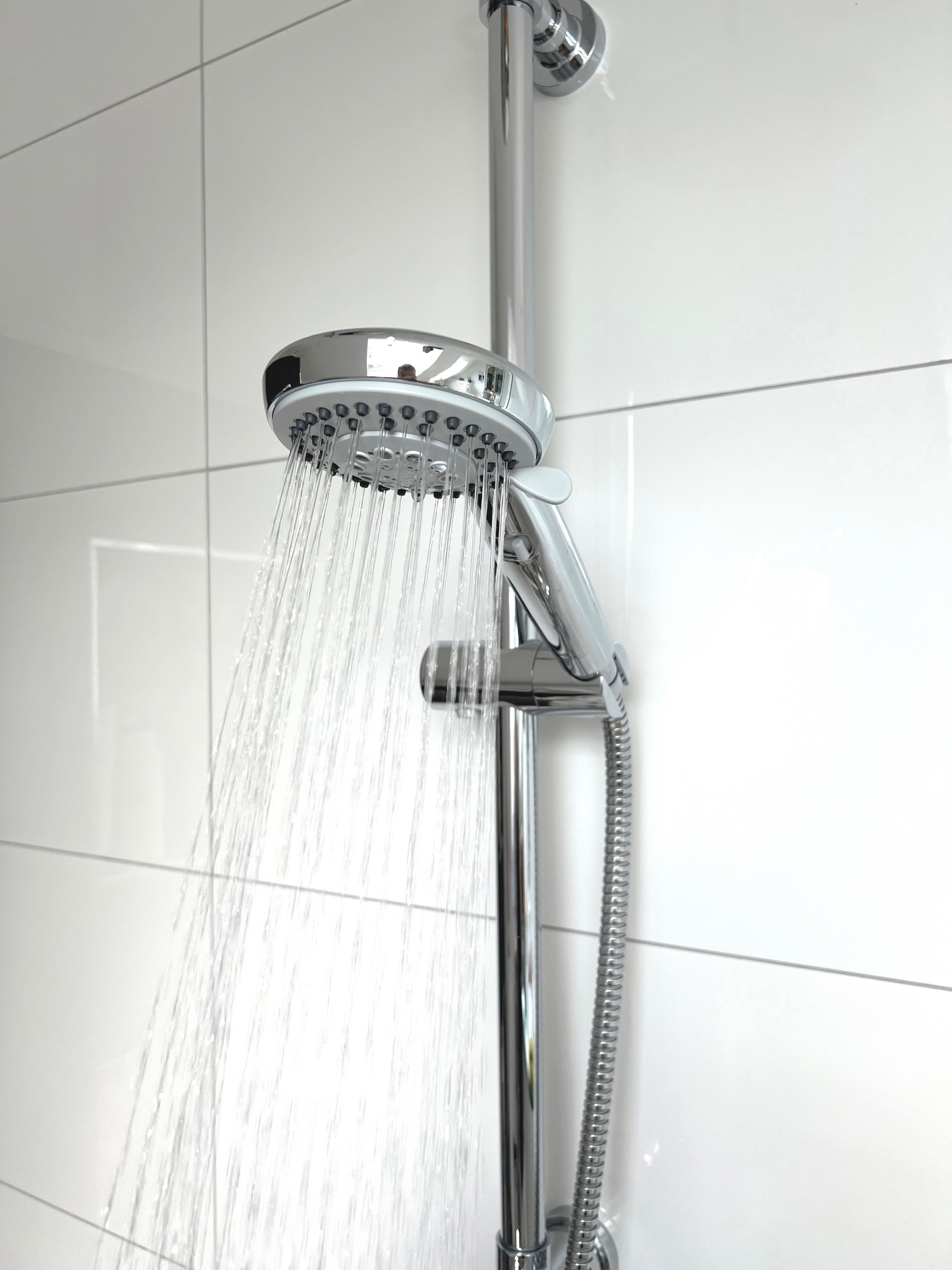 ADOB Handbrause "Vento N Stop" 1 Stk. tlg. 5-strahlig plus Wasserstoppfunkt günstig online kaufen