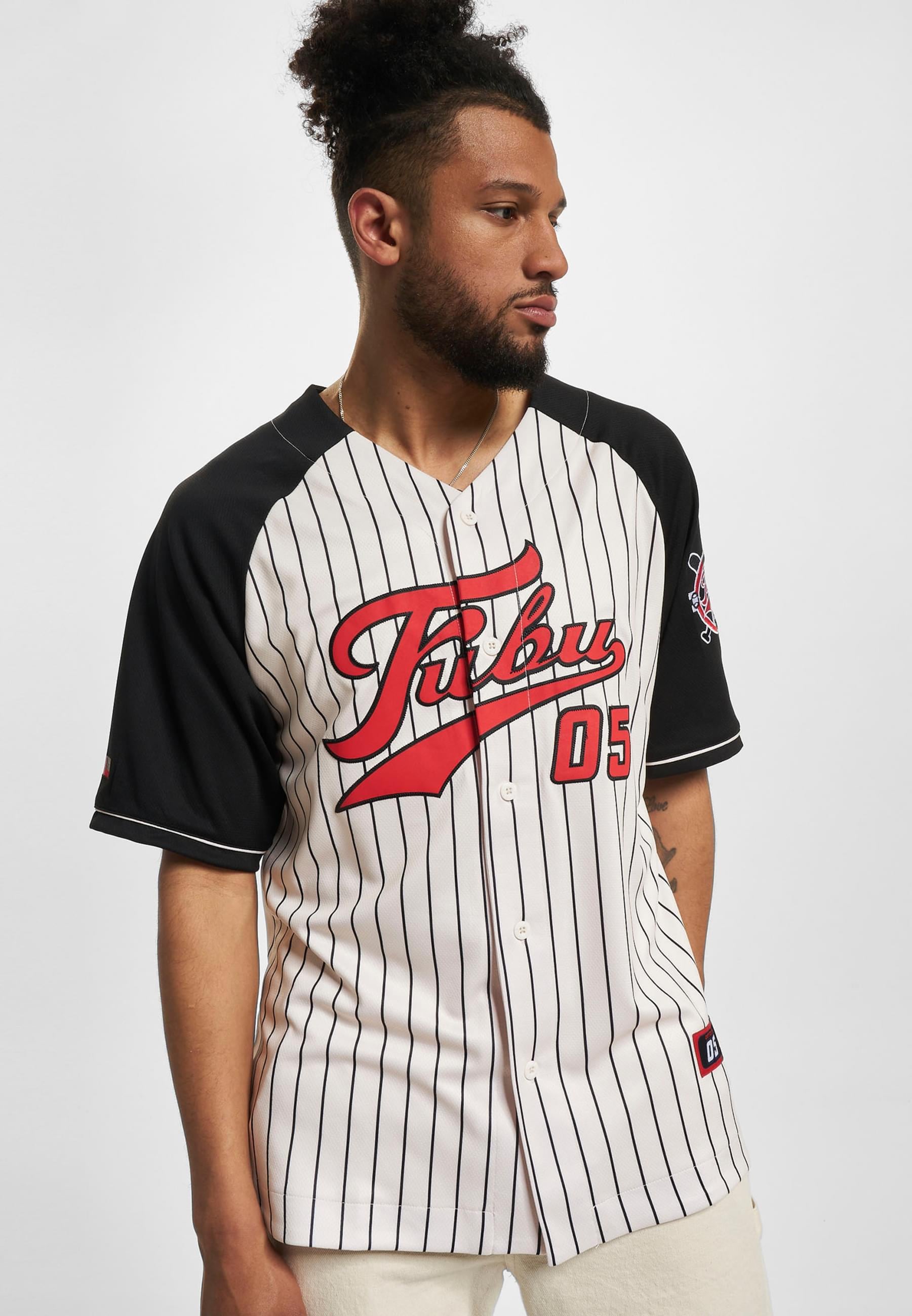 Fubu T-Shirt »Fubu Herren FM231-008-1 FUBU Varsity Pinstriped Baseball Shirt«, (1 tlg.)