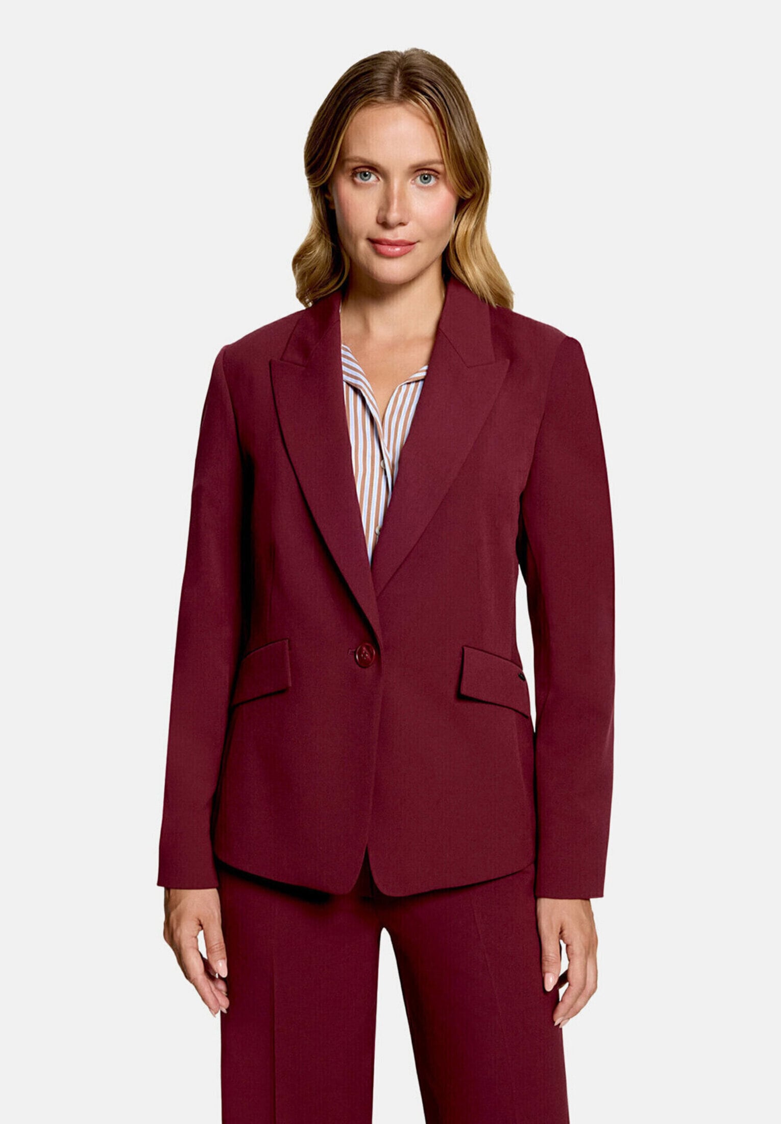 Betty&Co Kurzblazer »Damen mit Taschen«