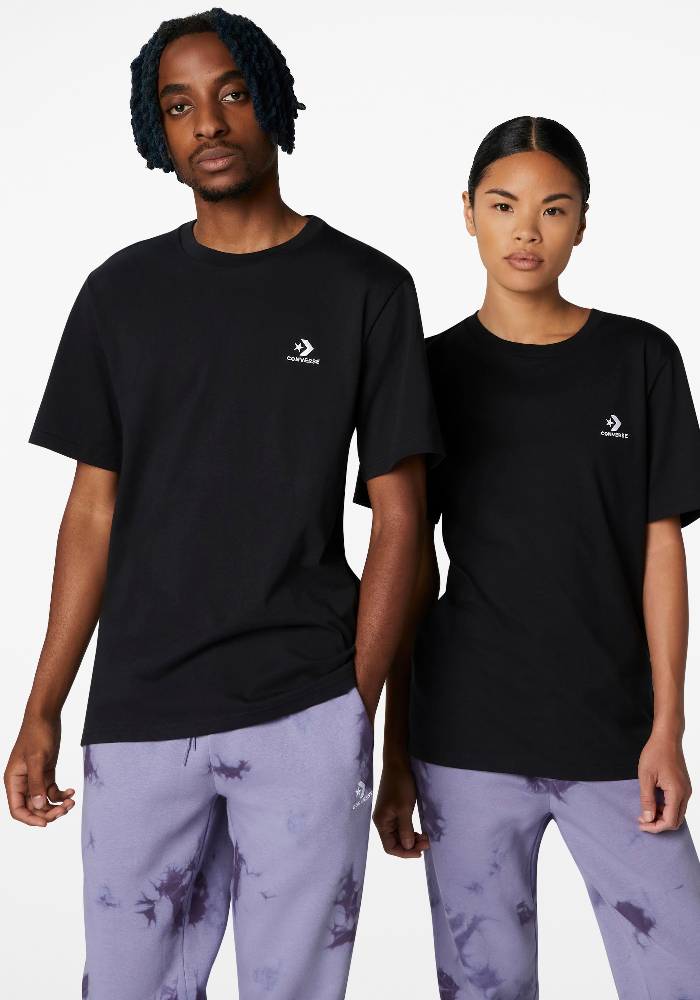 Converse T-Shirt "GO-TO EMBROIDERED STAR CHEVRON TEE" mit Rundhalsausschnitt, Kurzarm, aus Baumwolle, in Single Jersey