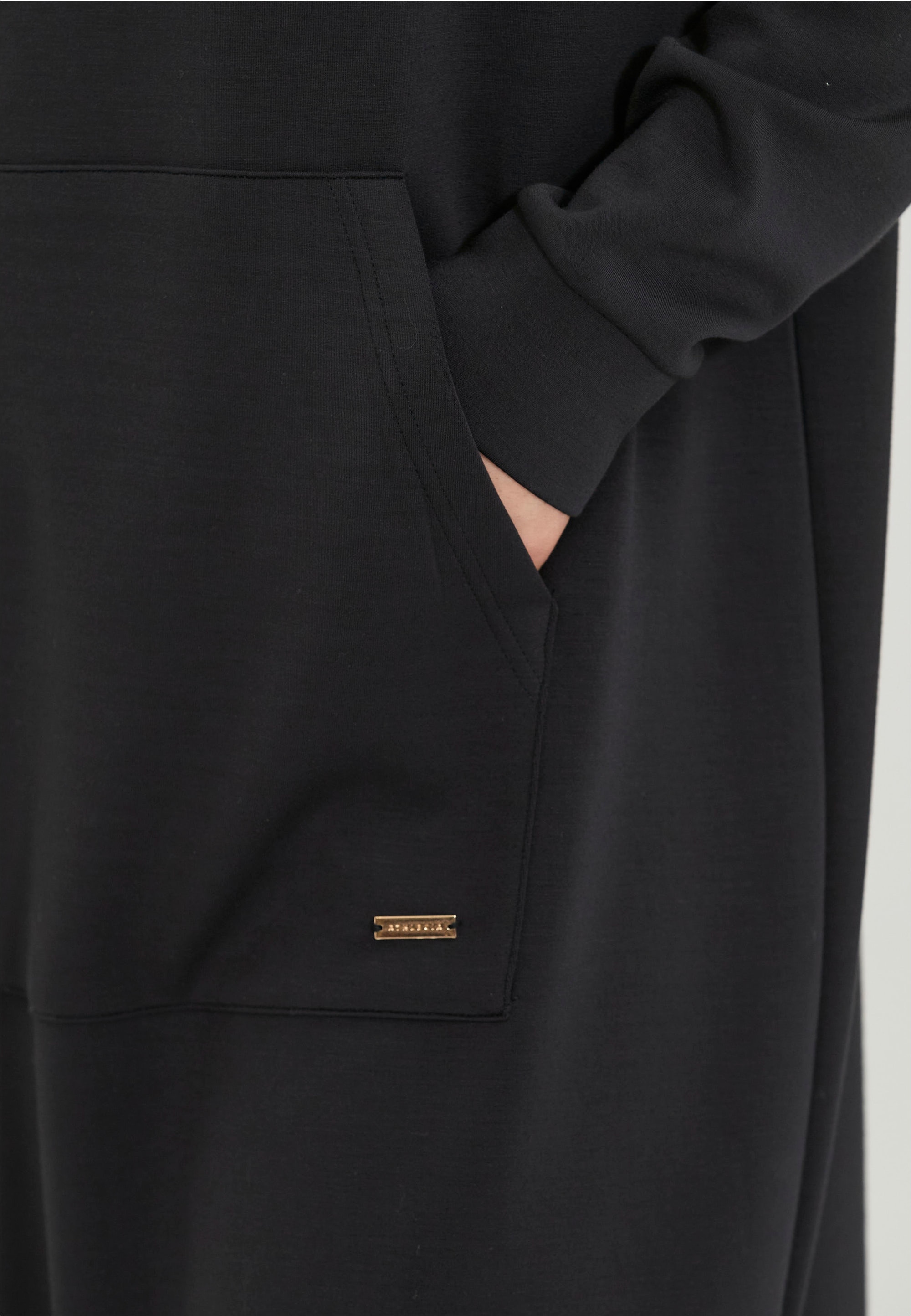 ATHLECIA Jerseykleid »Pasarna«, mit super weichem Finish