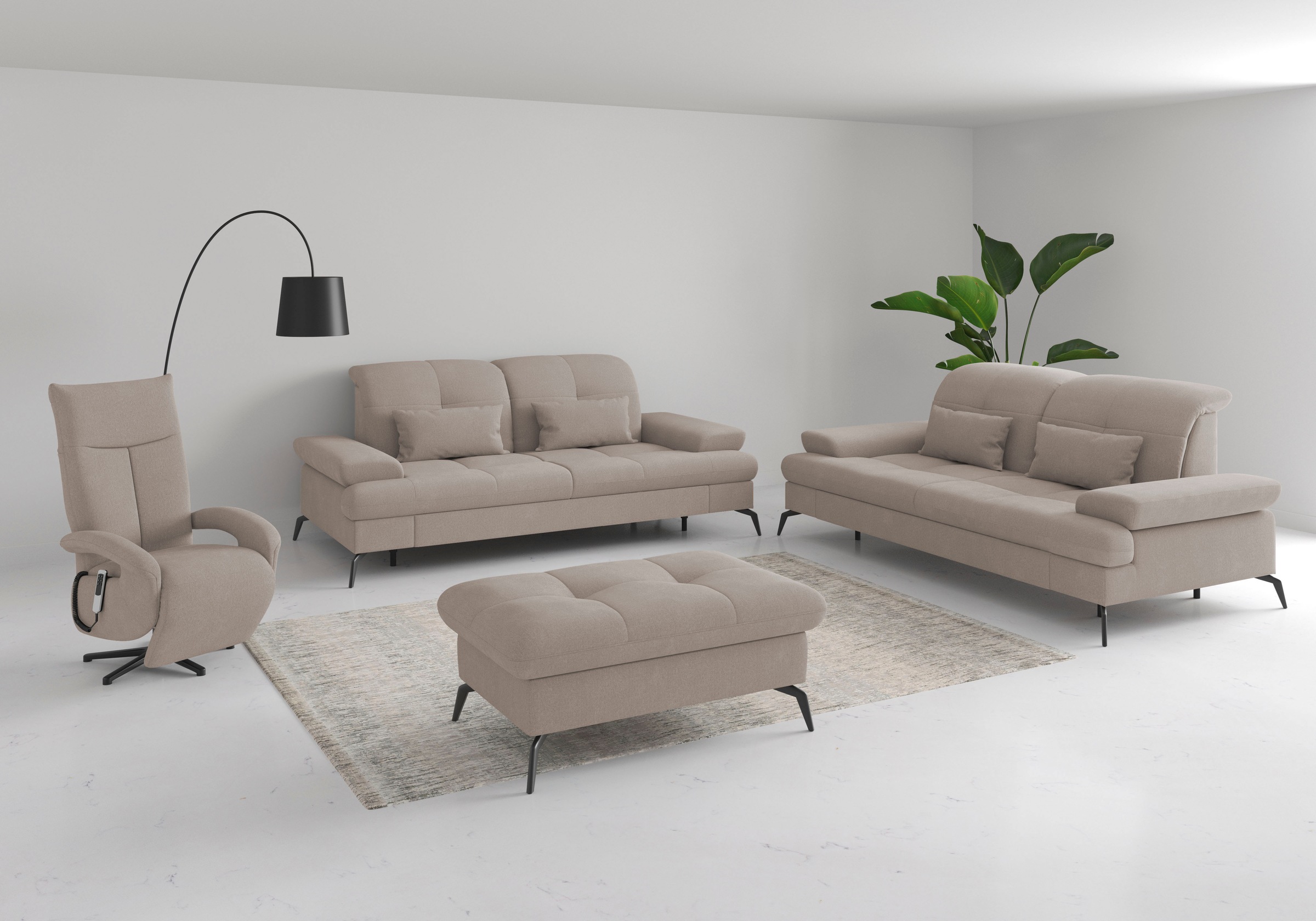 sit&more 2,5-Sitzer »Amica, inkl. Sitztiefenverstellung und Armteilverstellung«, wahlweise mit Kopfteilverstellung und Bettfunktion