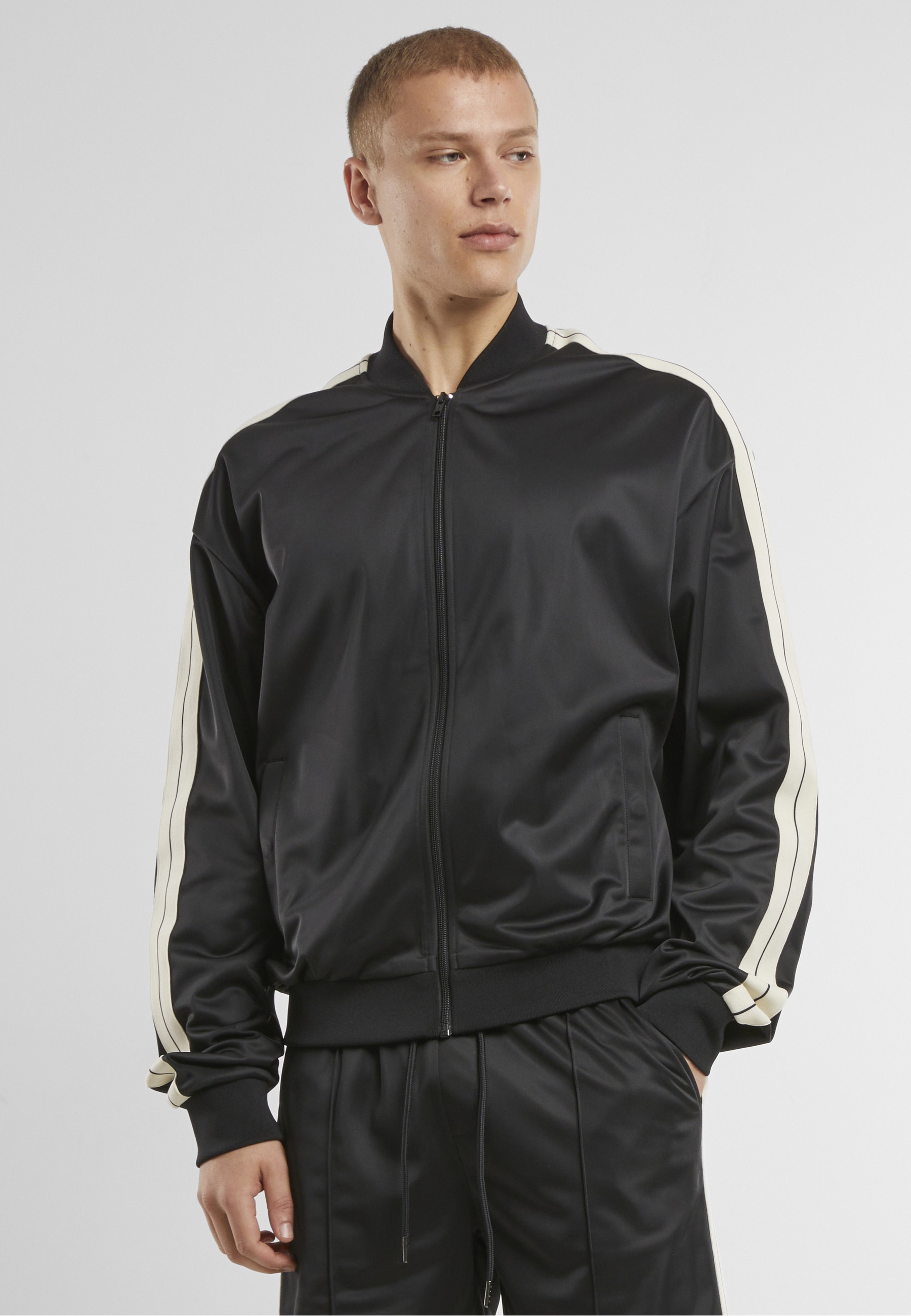 URBAN CLASSICS Umstandssweatshirt »Urban Classics Tennis Core Jacket«, 1
