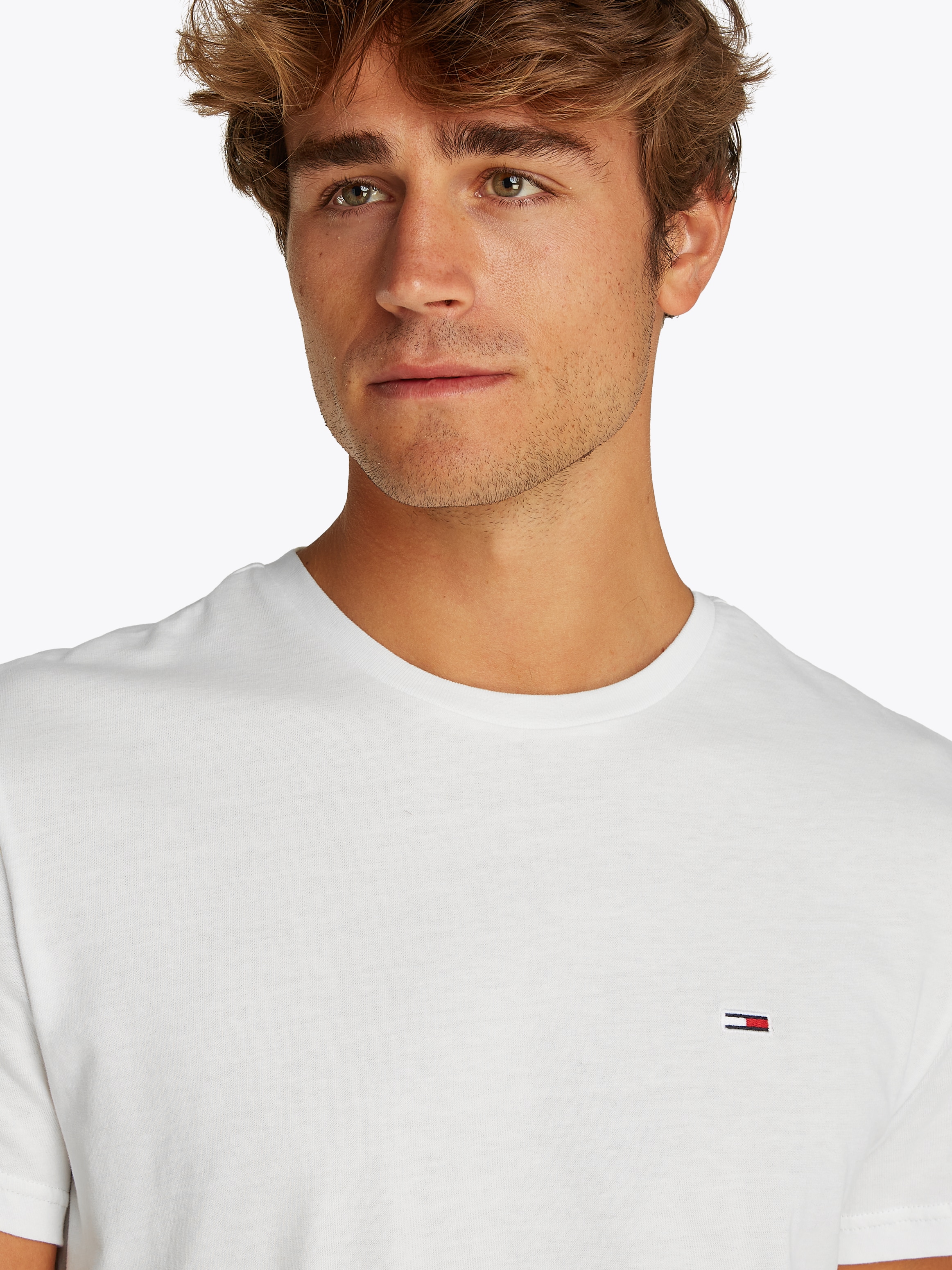 Tommy Jeans Kurzarmshirt »TJM SLIM 2PACK MIX TEE EXT«, (Packung, 2er-Pack), Mit Rundhalsausschnitt