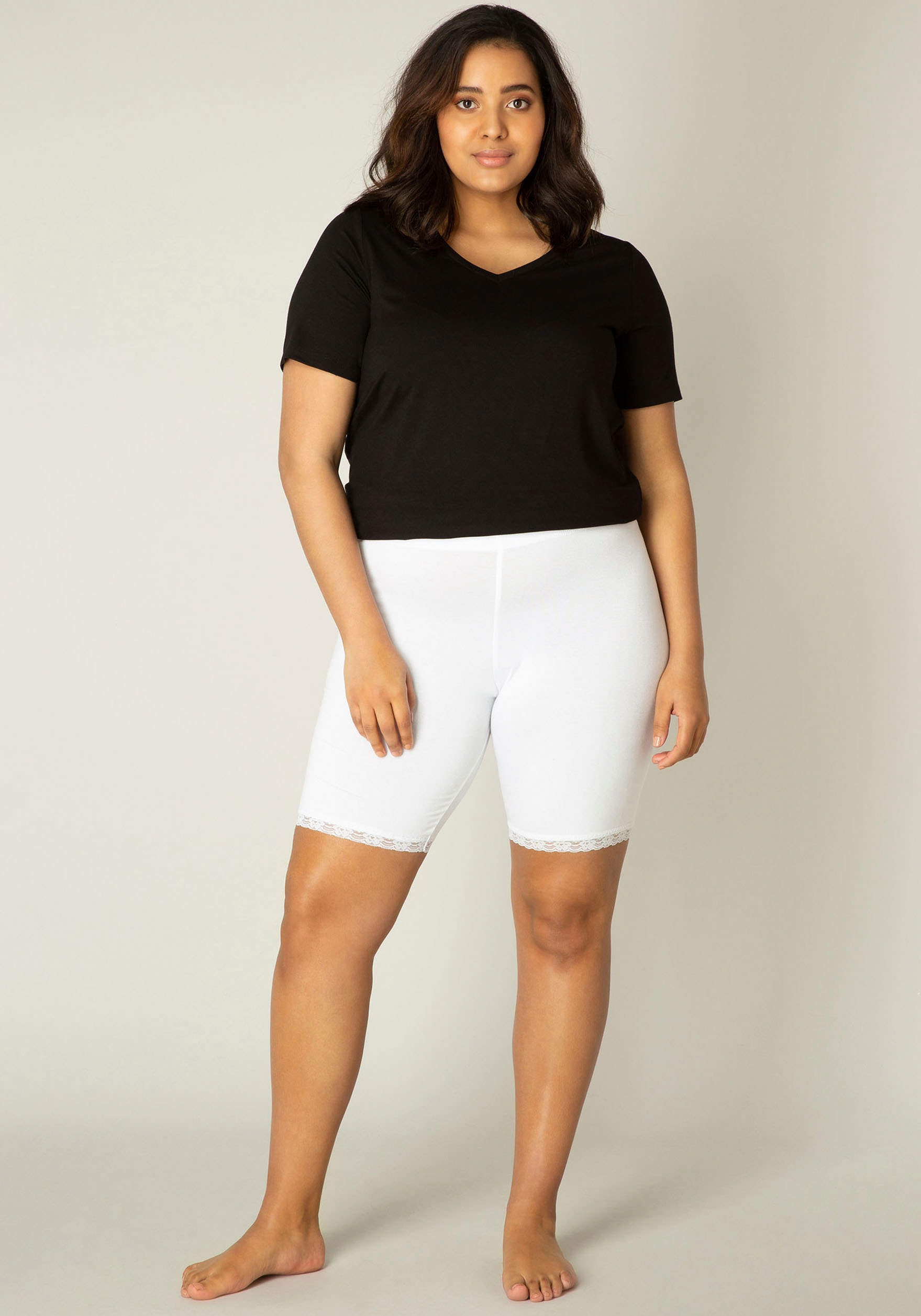 Base Level Curvy Radlerhose  mit dekorativer Spitze