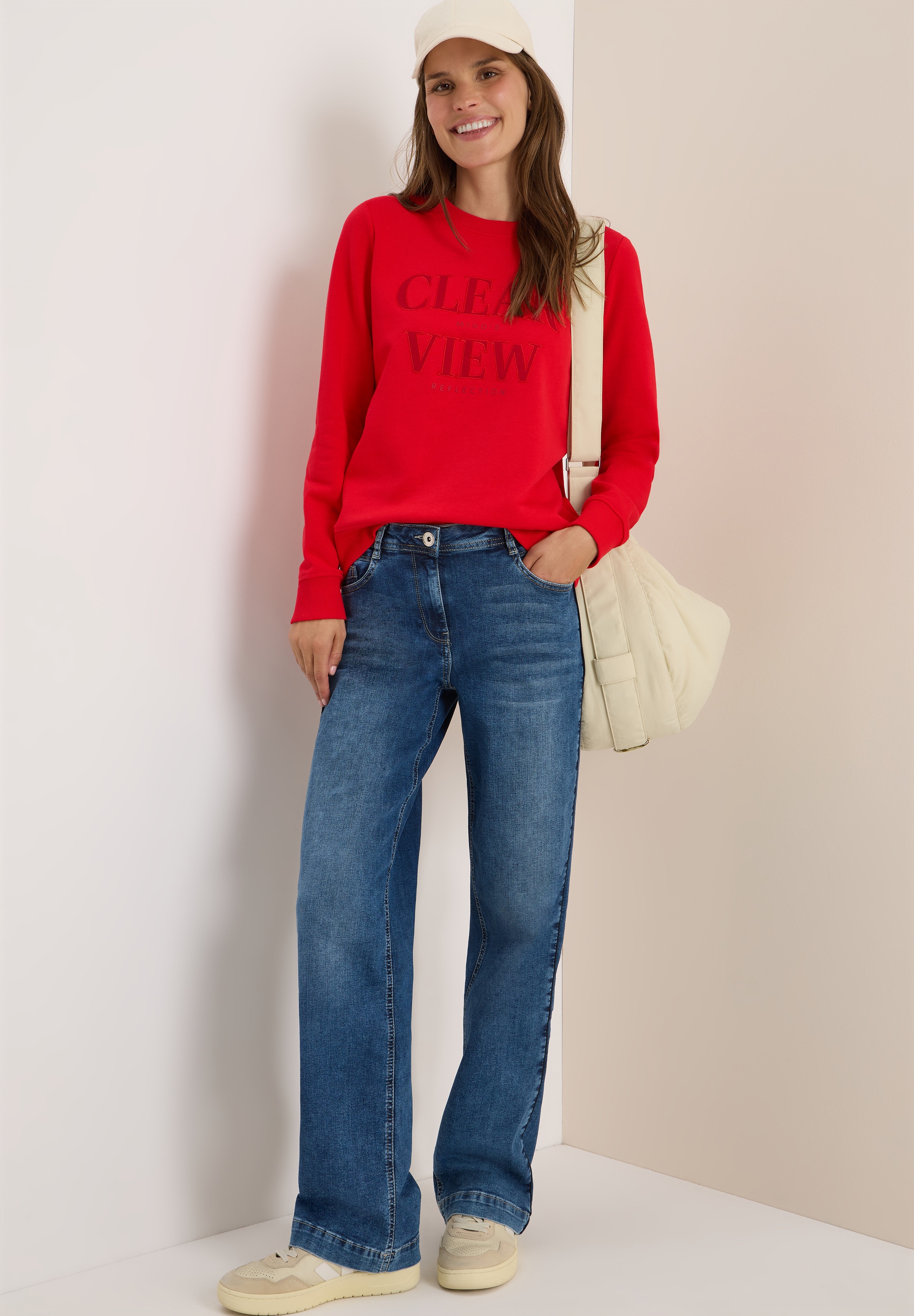 Cecil Sweatshirt, mit Wording Artwork