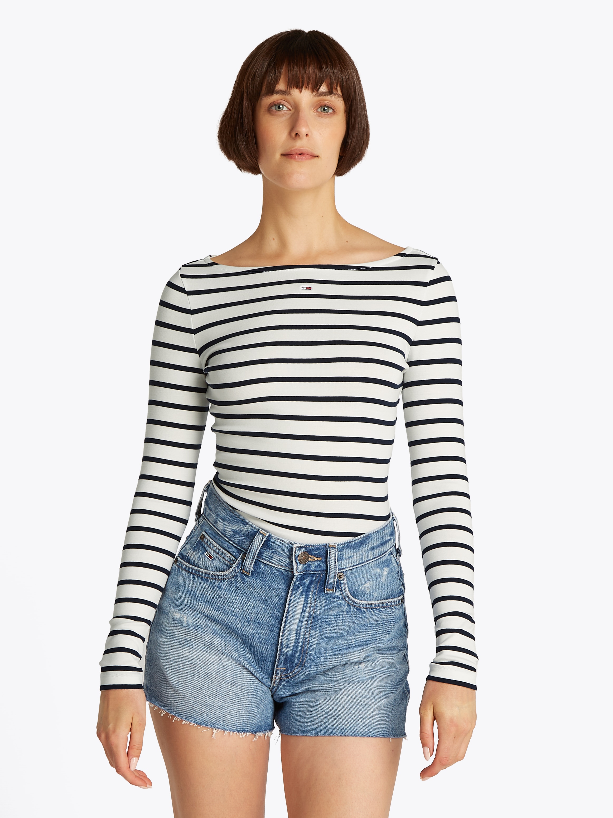 Tommy Jeans Langarmshirt "TJW BOAT NECK TOP LS", mit Logostickerei günstig online kaufen